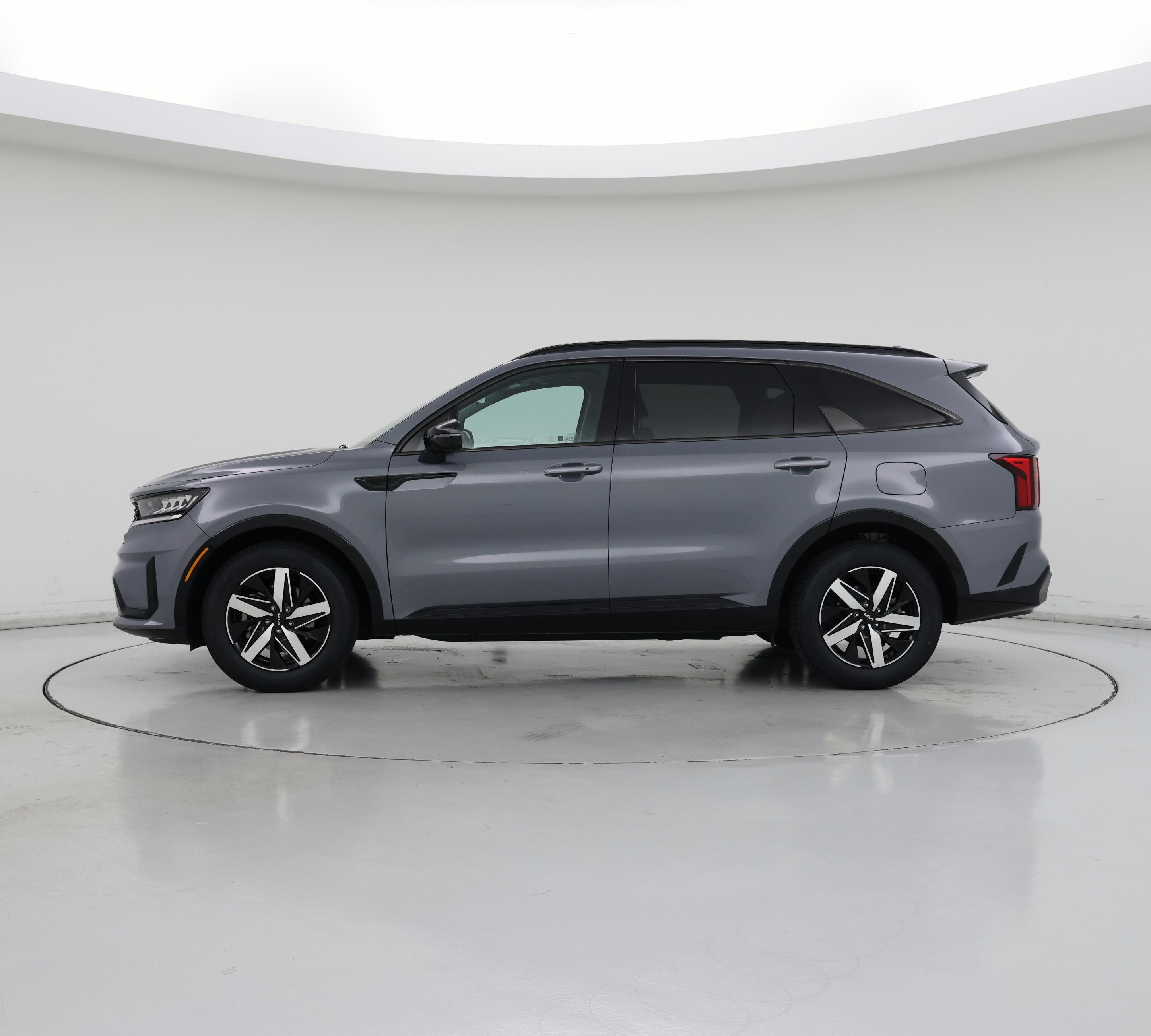Thumbnail: 2023 Kia Sorento - 3