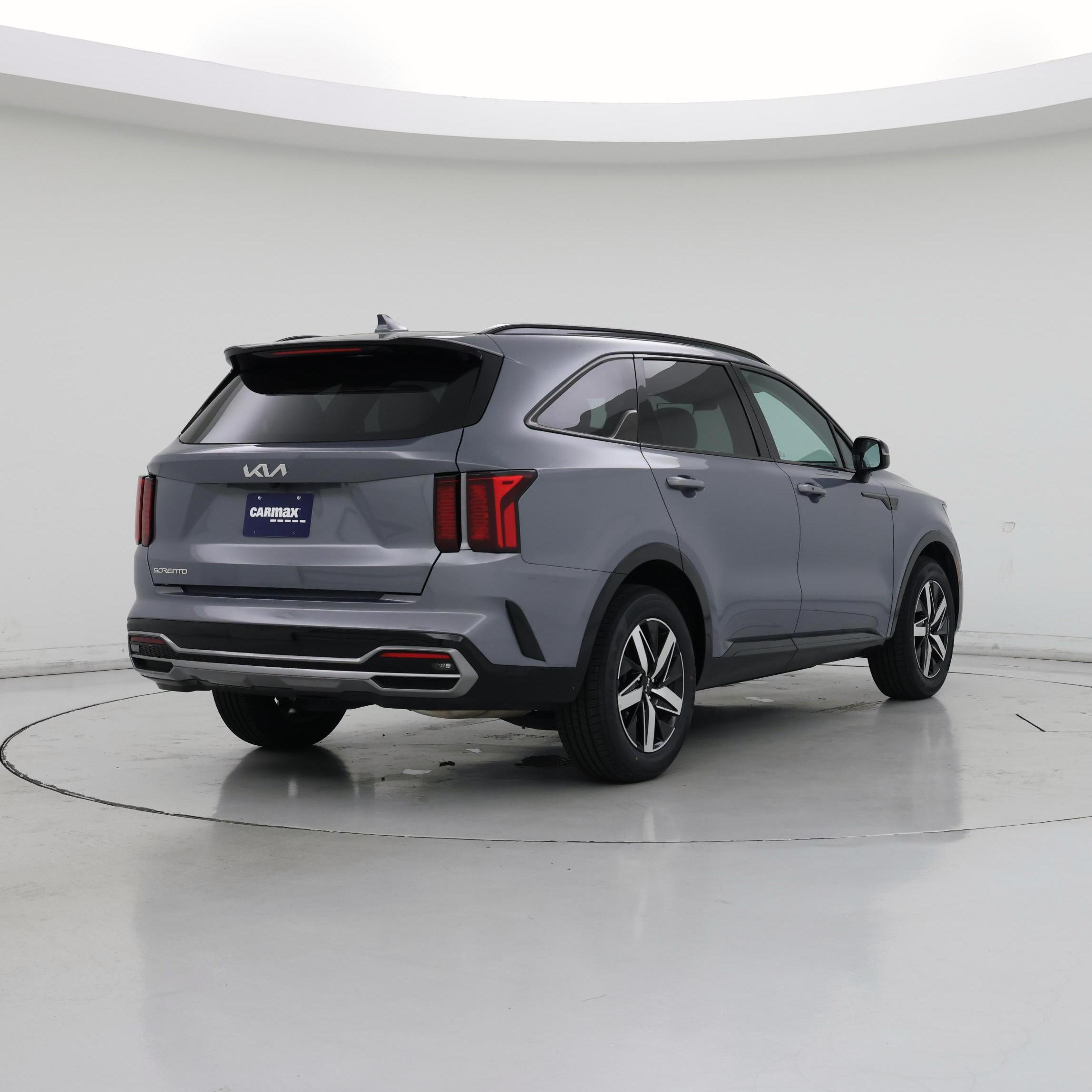 Thumbnail: 2023 Kia Sorento - 8