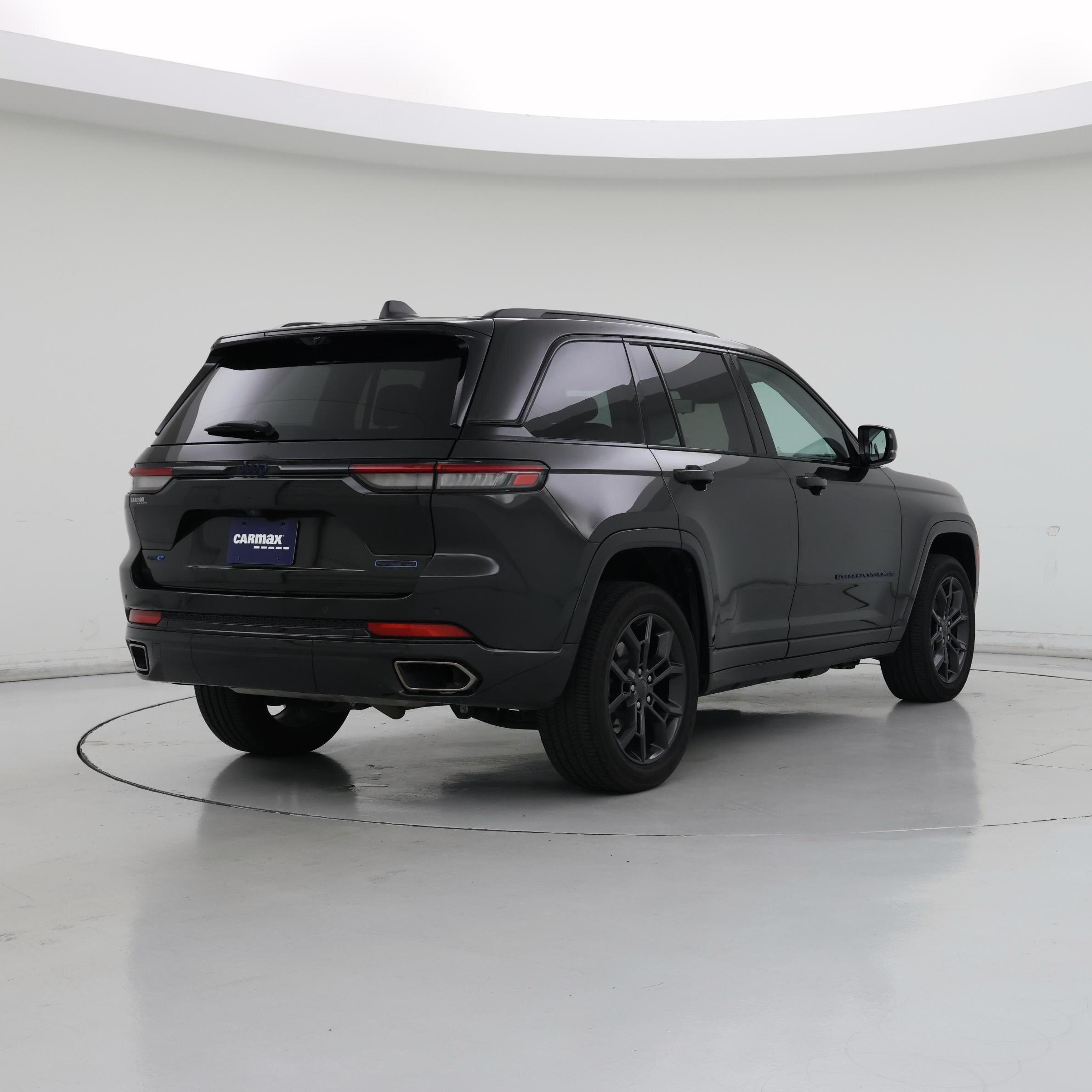 Thumbnail: 2023 Jeep Grand Cherokee - 8
