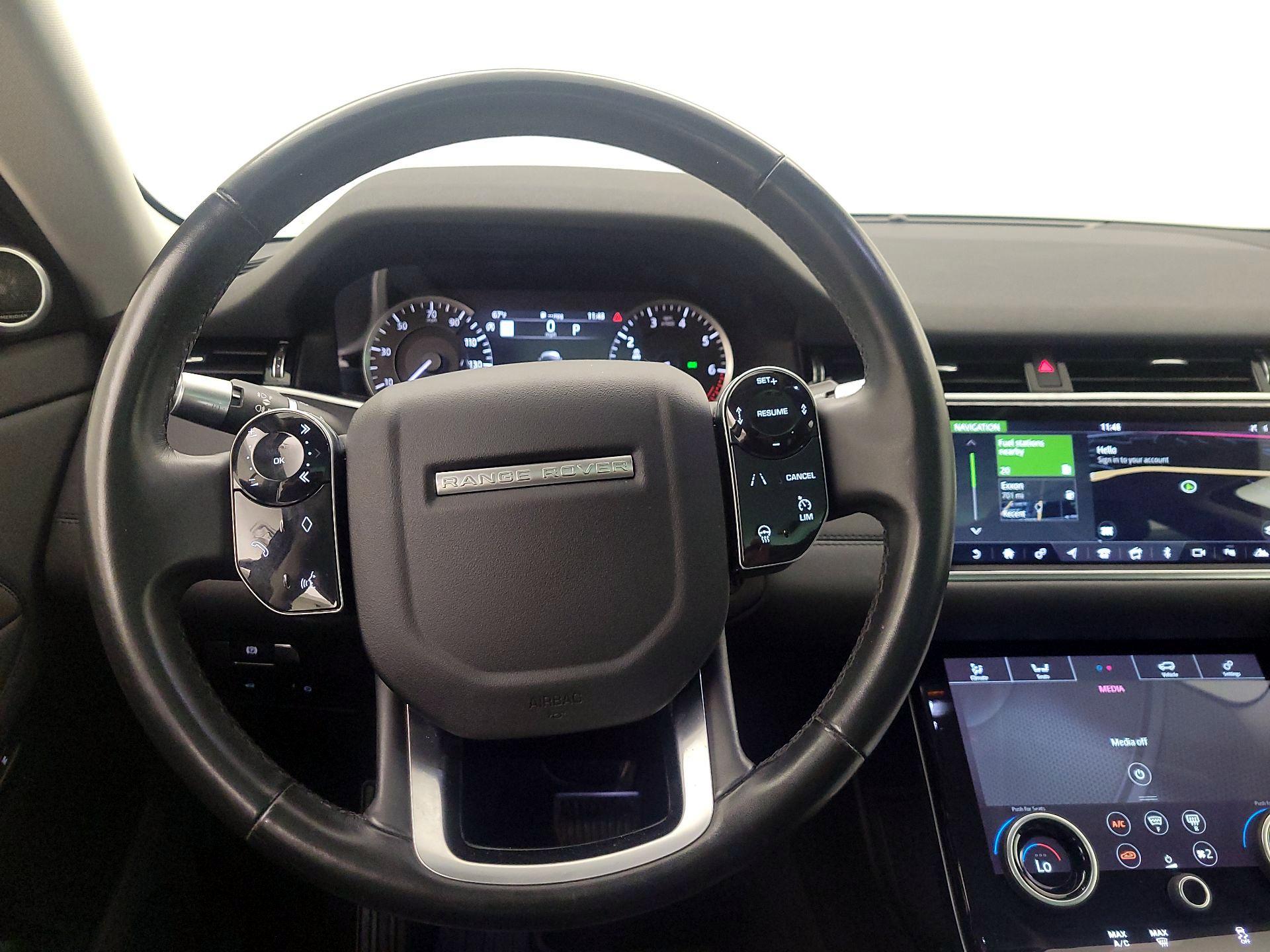 Thumbnail: 2020 Land Rover Range Rover Evoque - 10