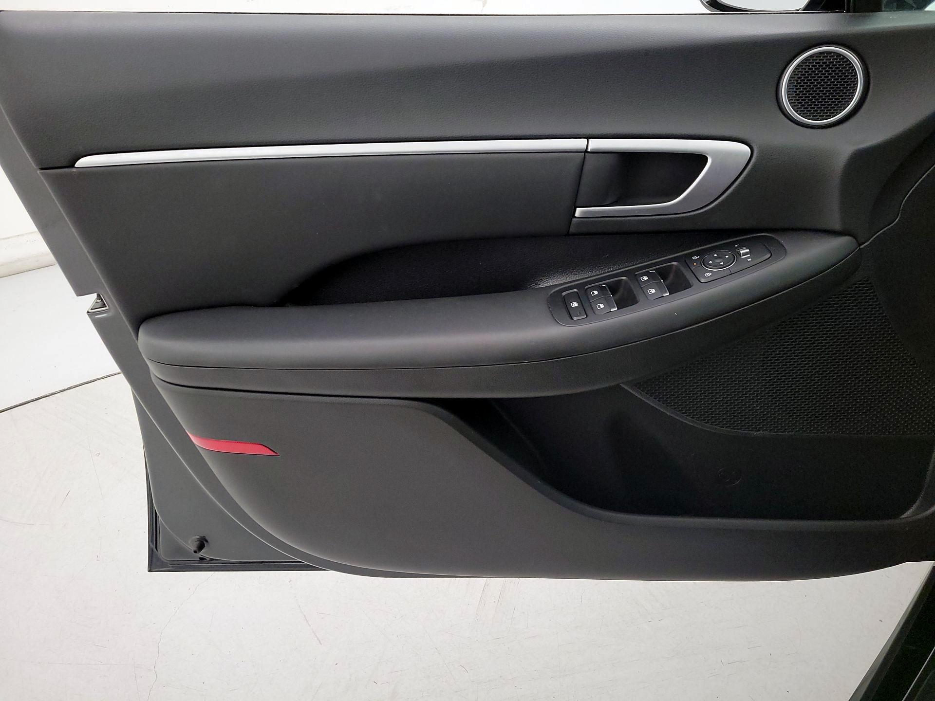 Thumbnail: 2025 Hyundai Sonata - 12