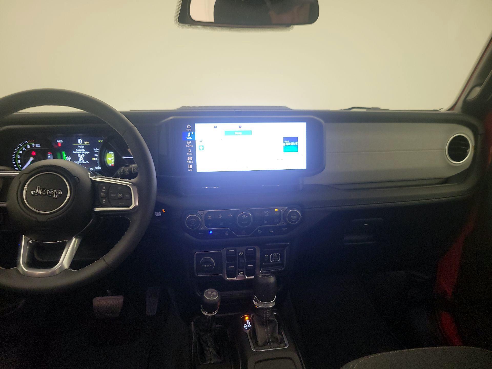 Thumbnail: 2025 Jeep Wrangler - 9