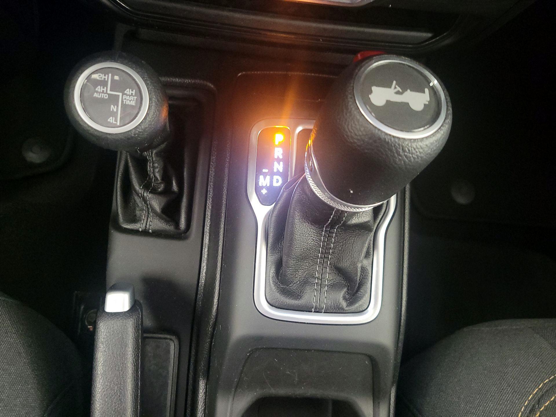 Thumbnail: 2025 Jeep Wrangler - 17