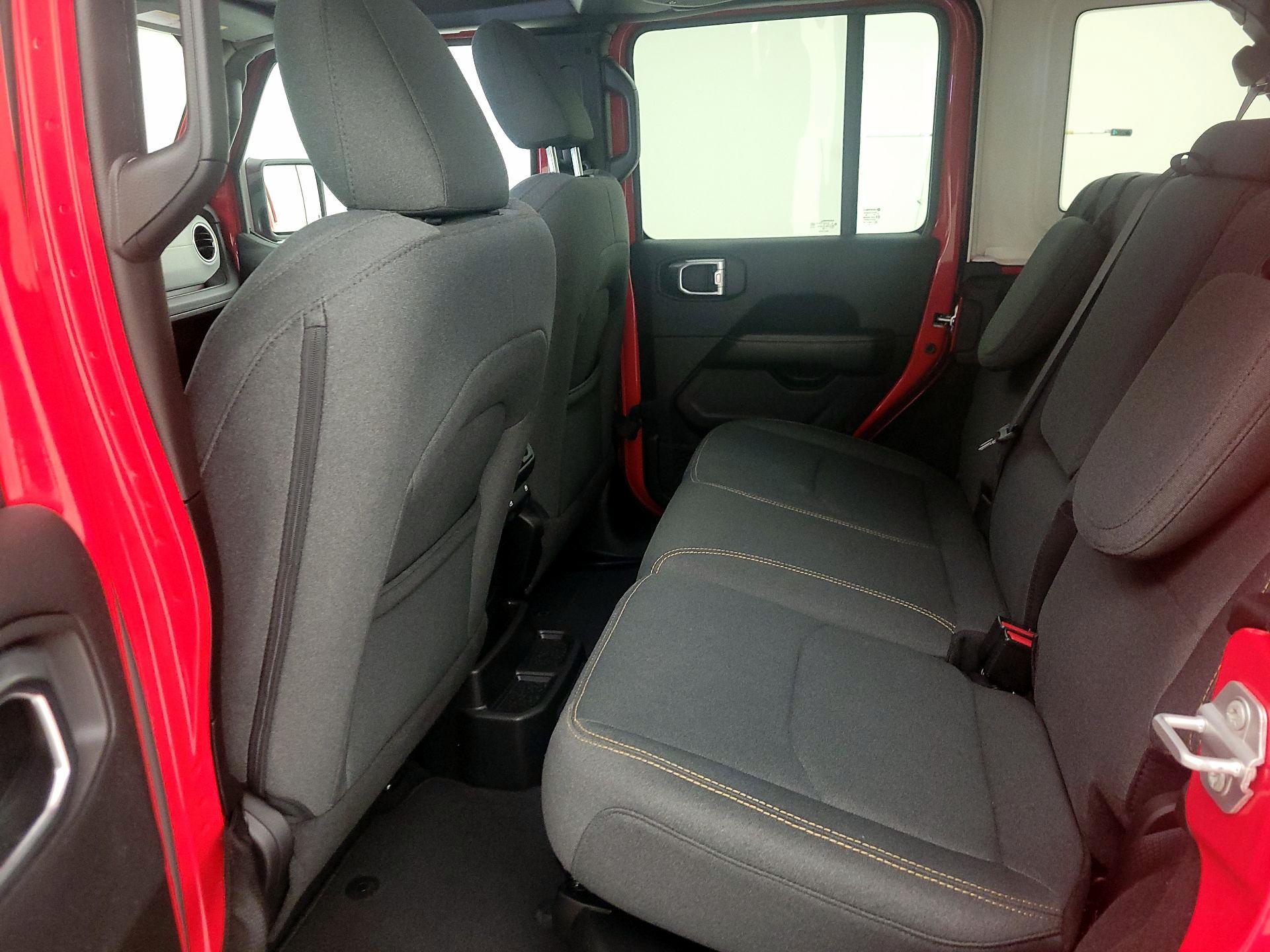 Thumbnail: 2025 Jeep Wrangler - 19