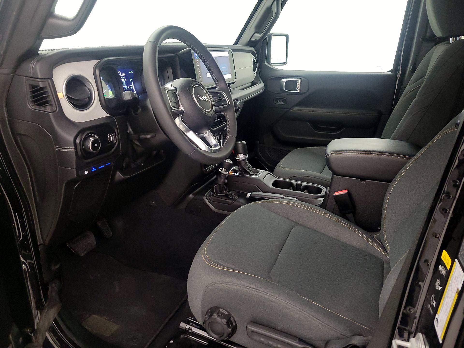 Thumbnail: 2025 Jeep Wrangler - 11