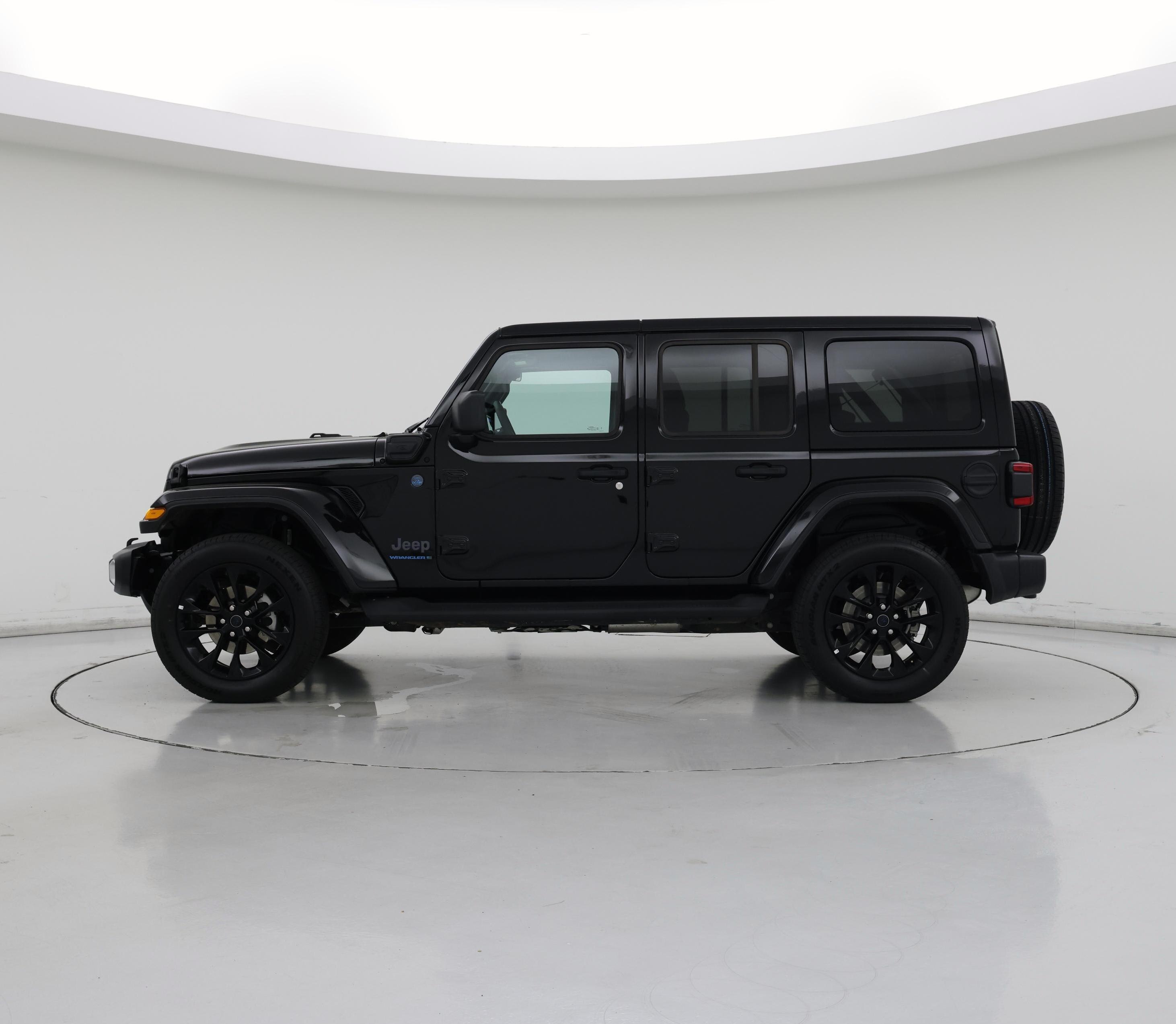 Thumbnail: 2025 Jeep Wrangler - 3