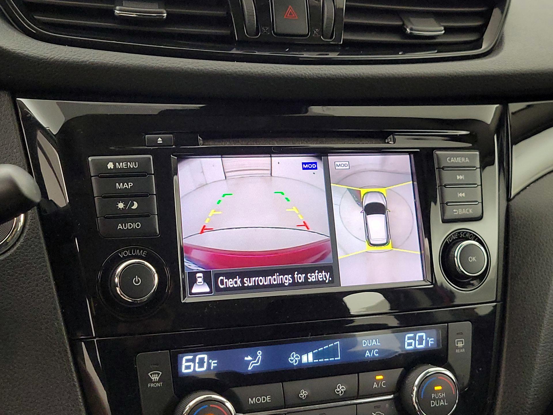 Thumbnail: 2021 Nissan Rogue Sport - 15