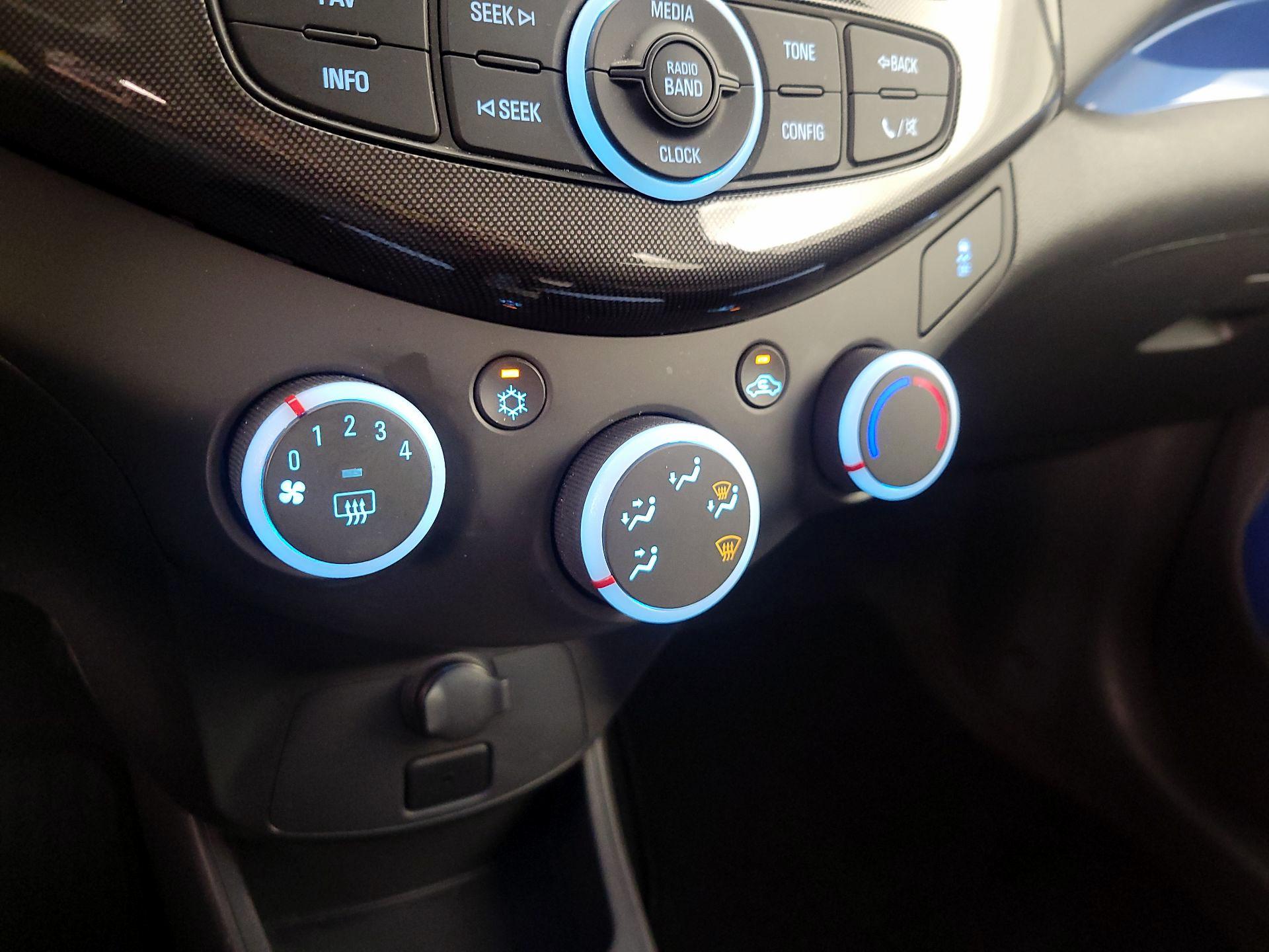 Thumbnail: 2014 Chevrolet Spark - 15