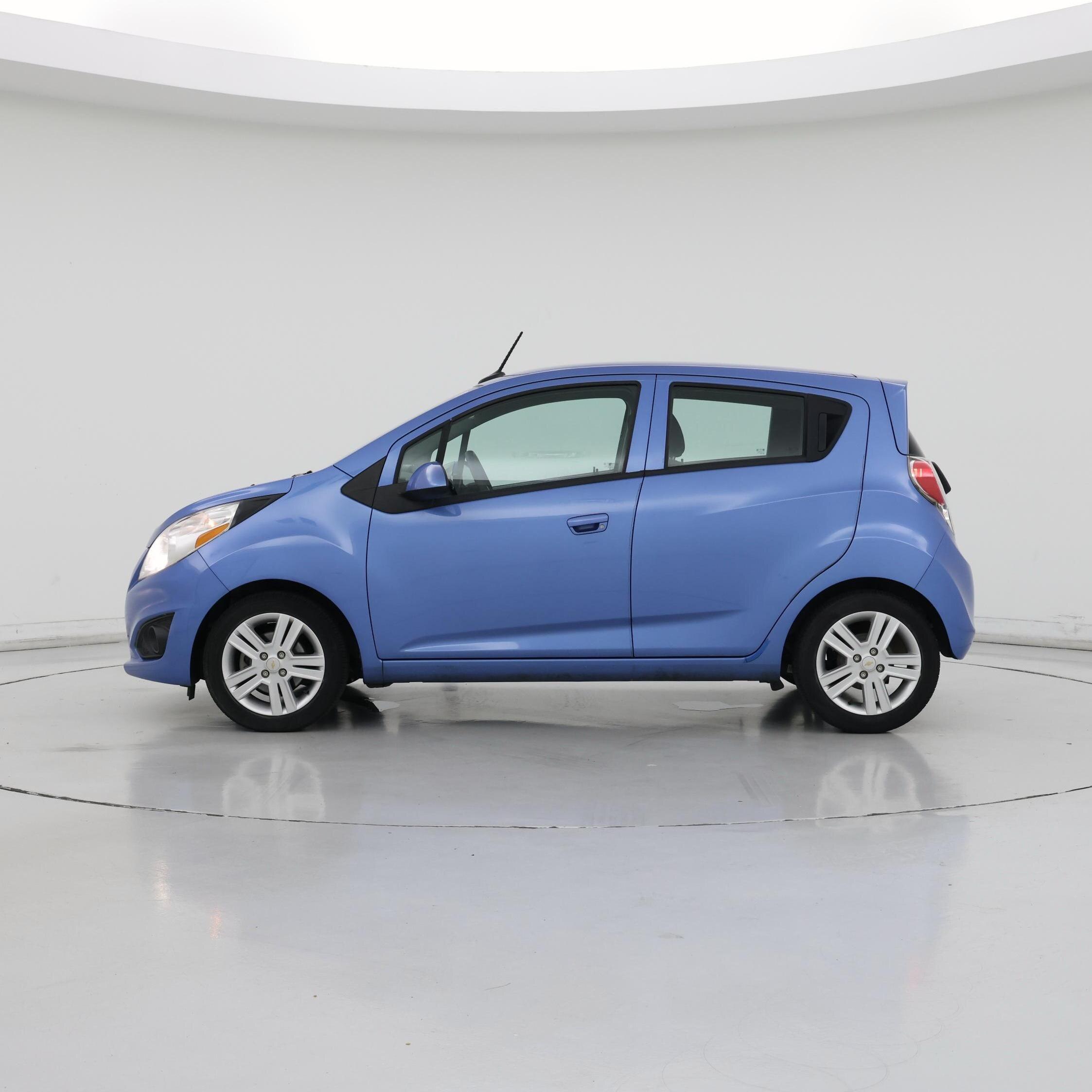 Thumbnail: 2014 Chevrolet Spark - 3