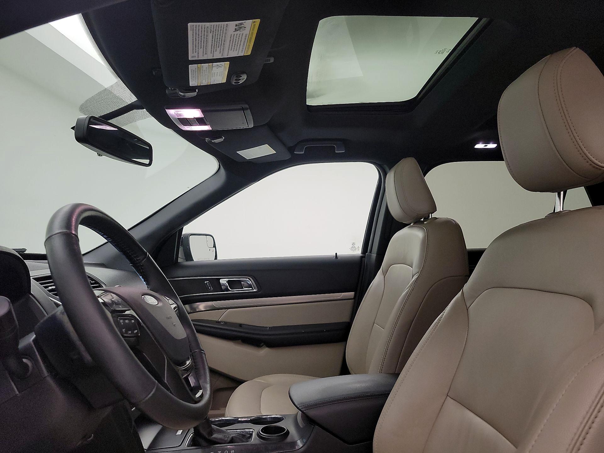 Thumbnail: 2018 Ford Explorer - 20
