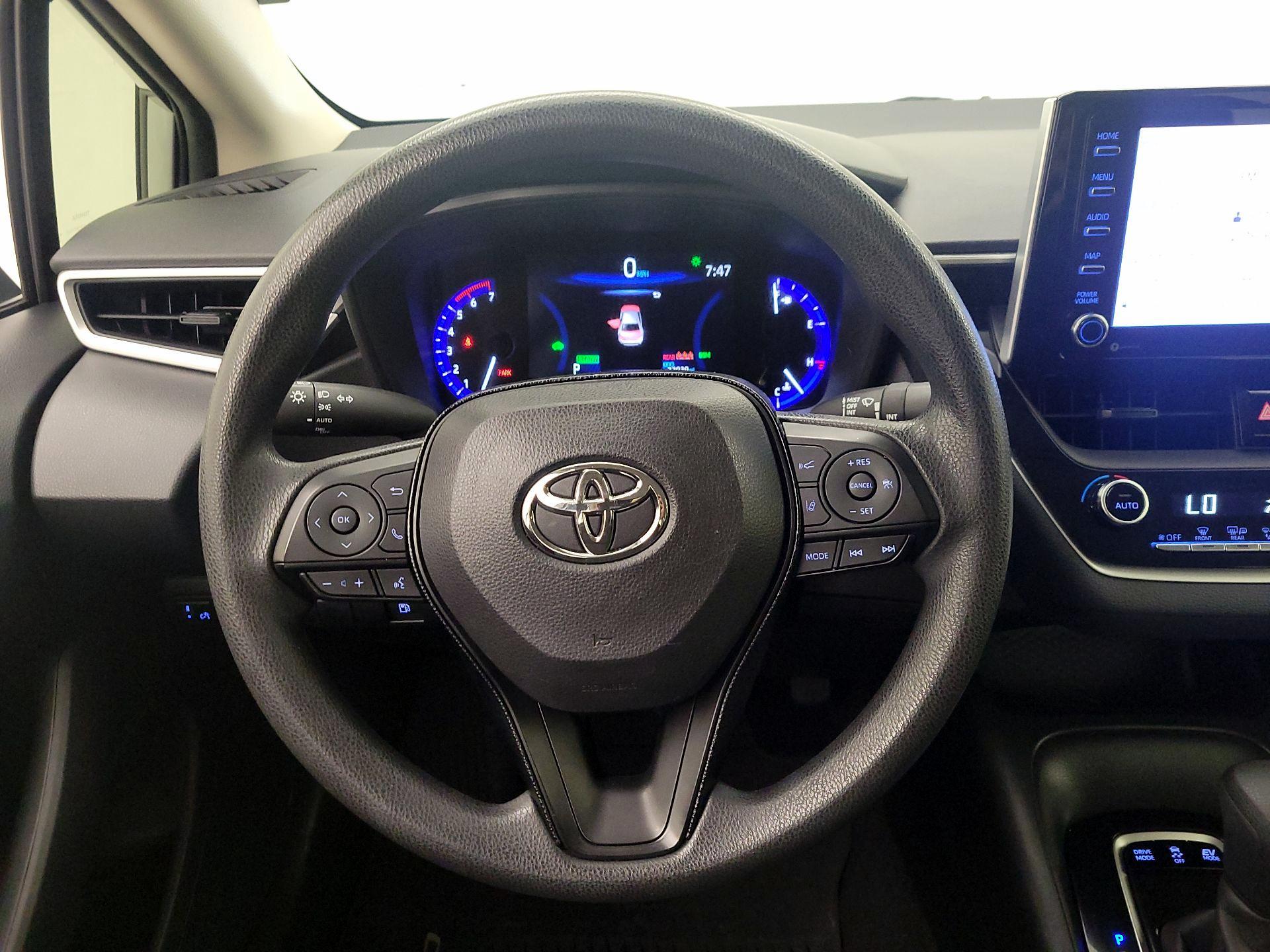 Thumbnail: 2021 Toyota Corolla - 10