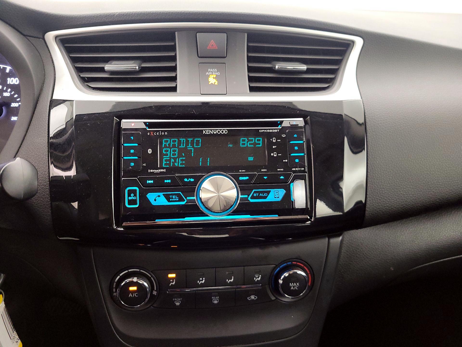 Thumbnail: 2016 Nissan Sentra - 14