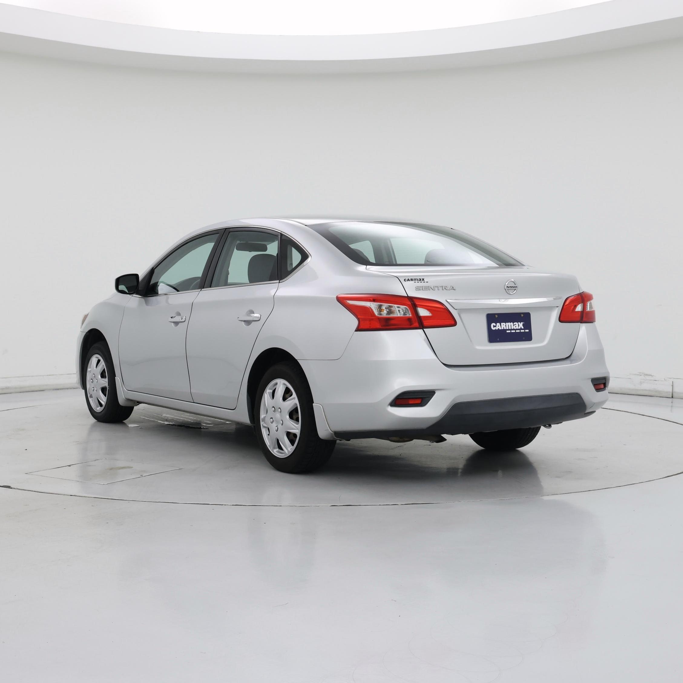 Thumbnail: 2016 Nissan Sentra - 2