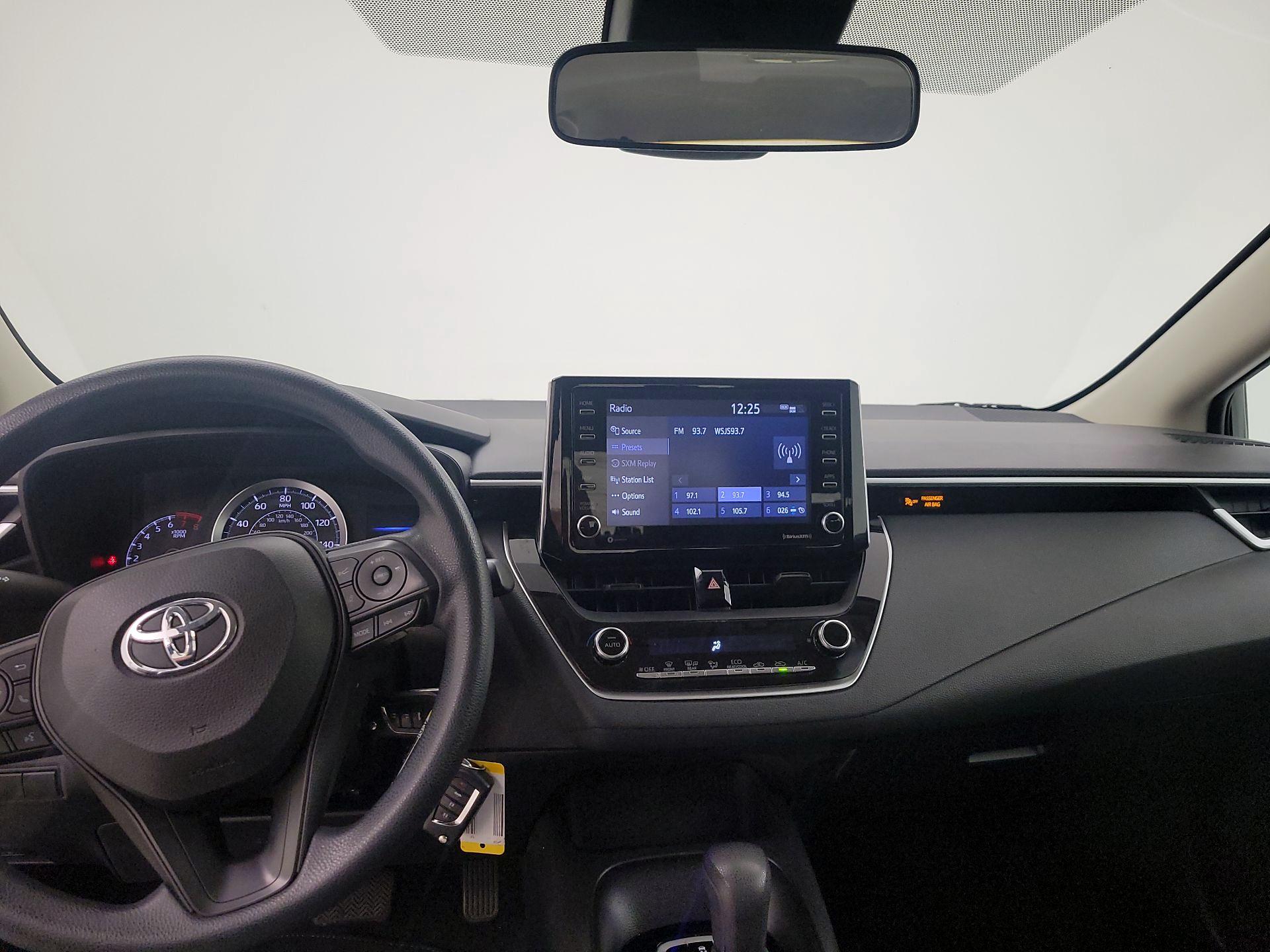 Thumbnail: 2021 Toyota Corolla - 9