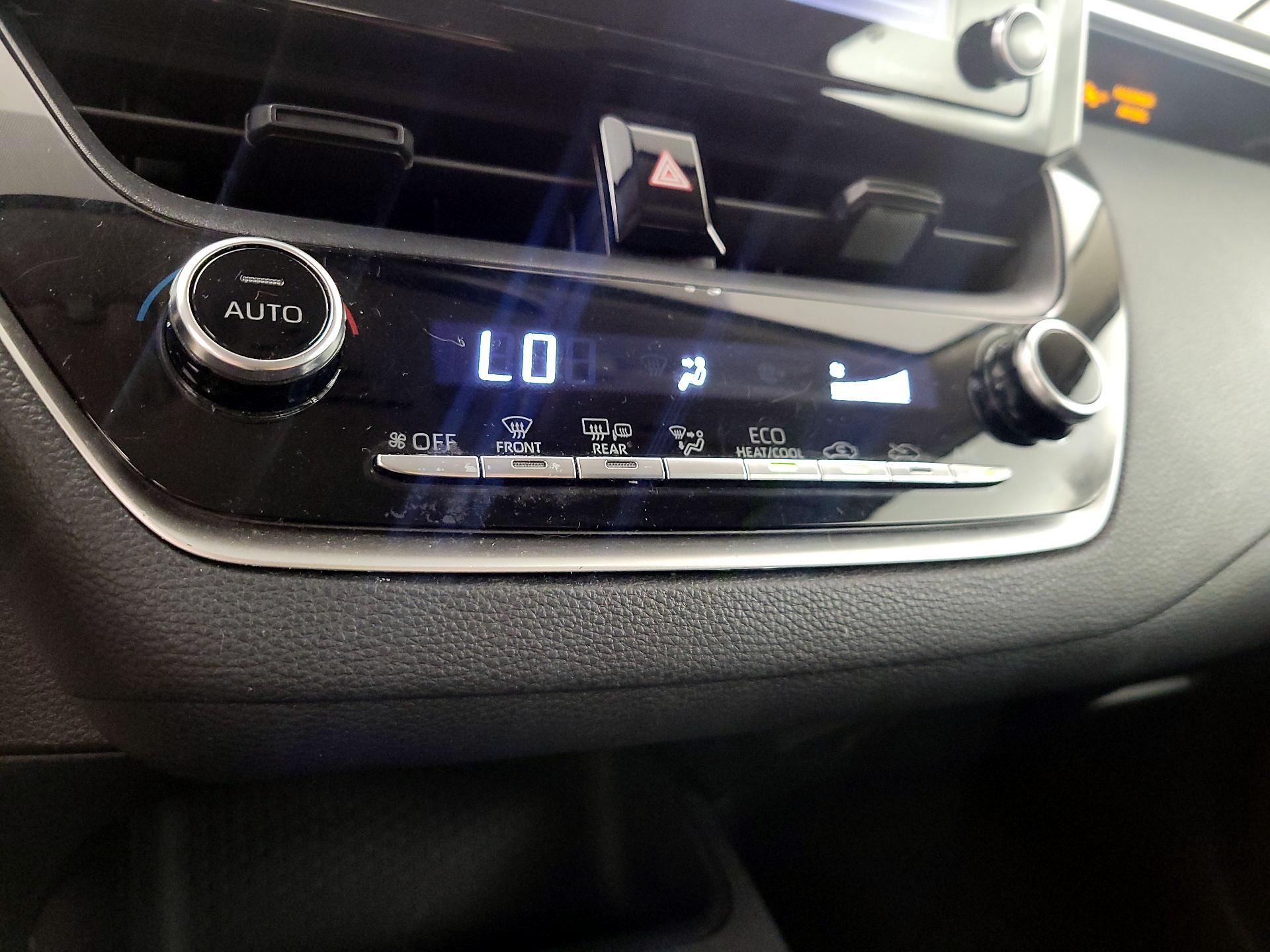 Thumbnail: 2021 Toyota Corolla - 16
