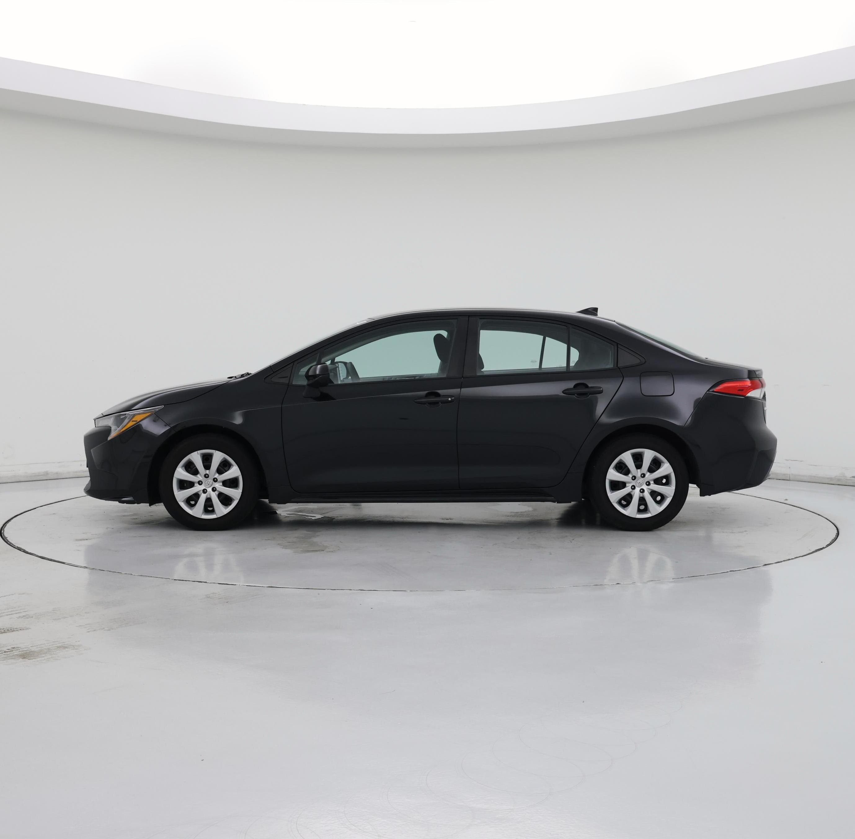 Thumbnail: 2021 Toyota Corolla - 3