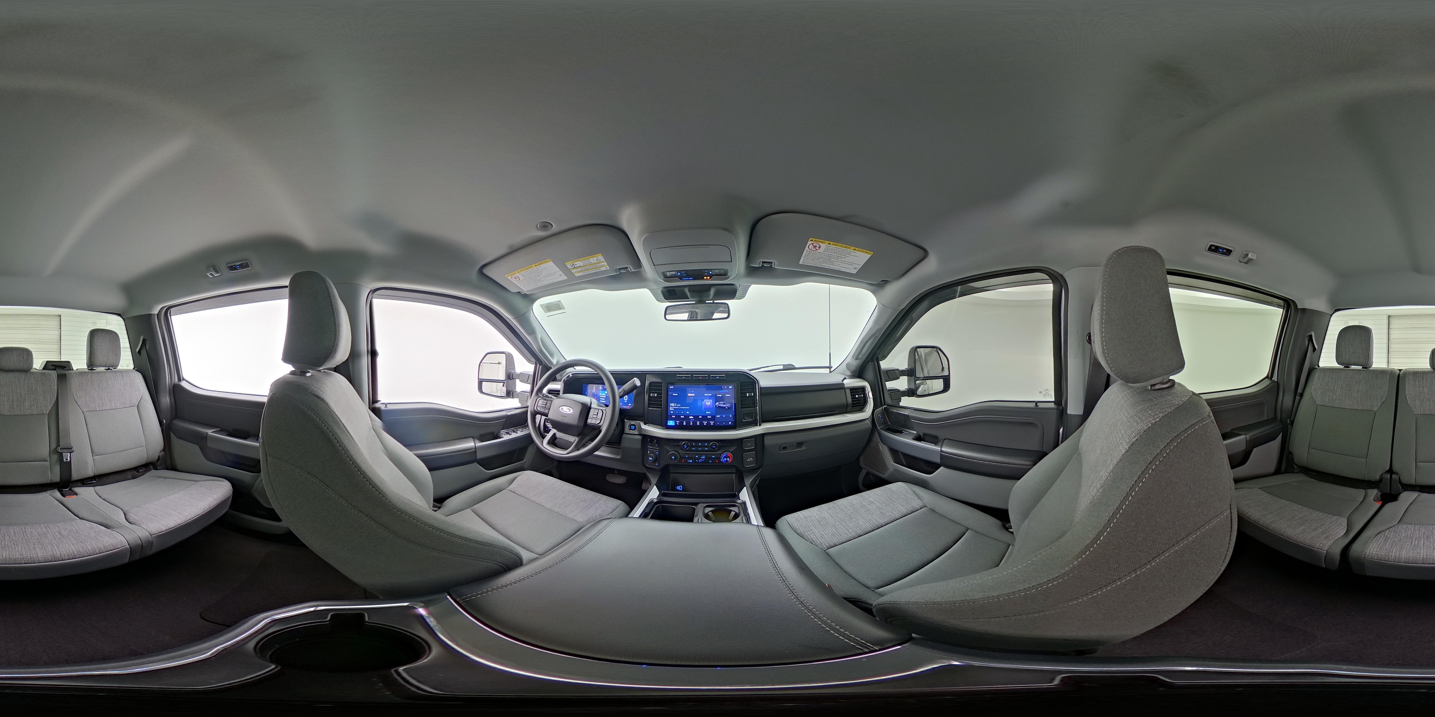 2024 Ford F-250 Super Duty XLT - Photo 25