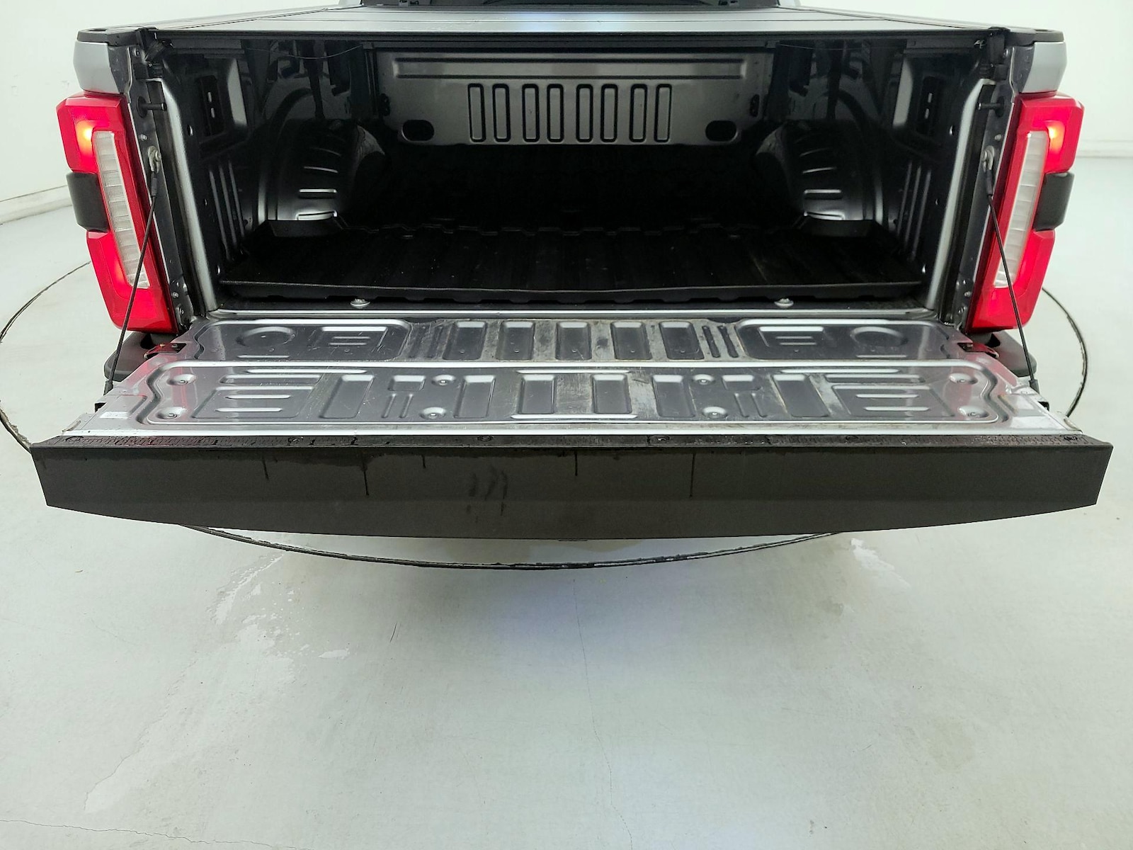 2024 Ford F-250 Super Duty XLT - Photo 22