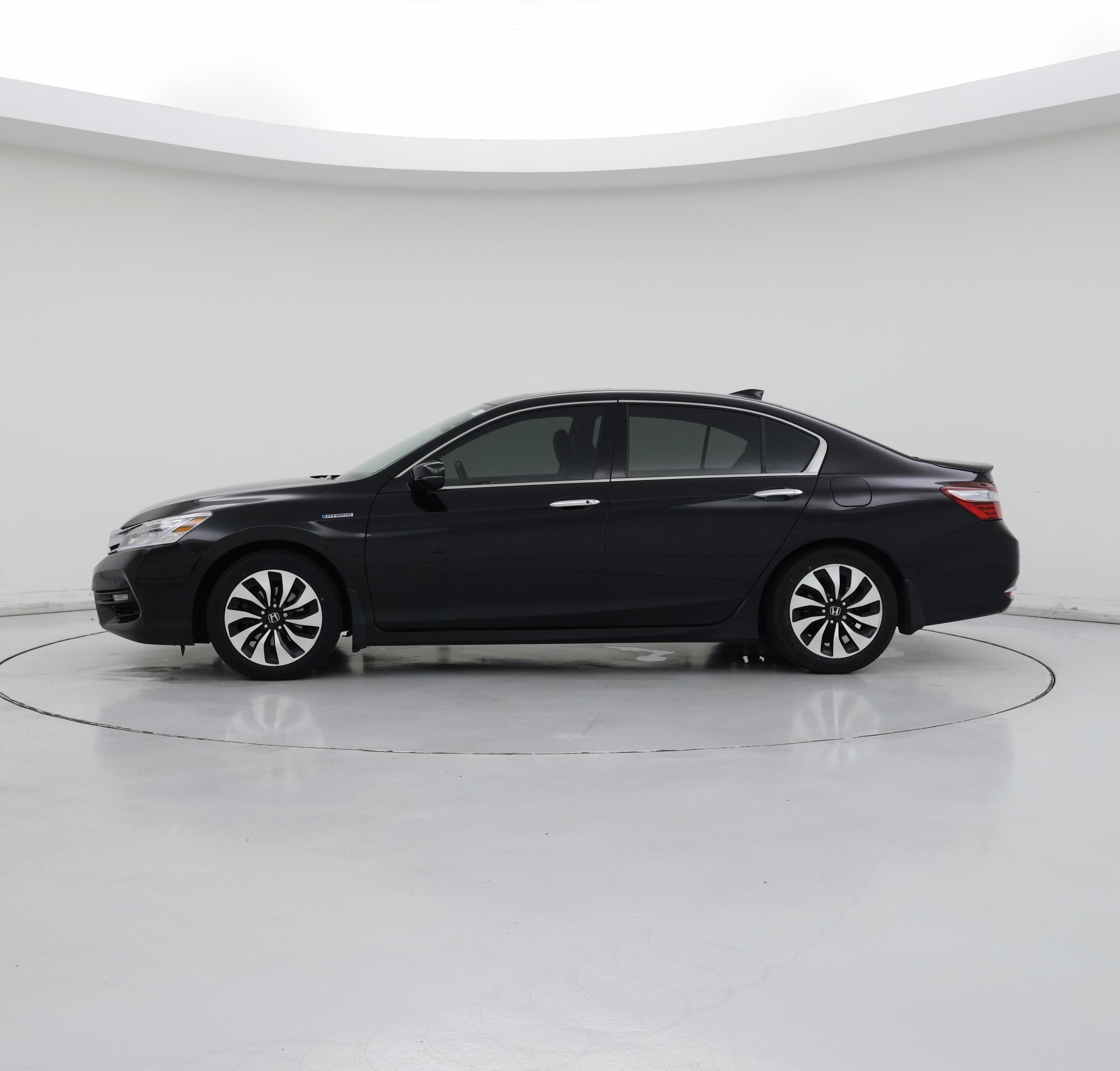 Thumbnail: 2017 Honda Accord - 3
