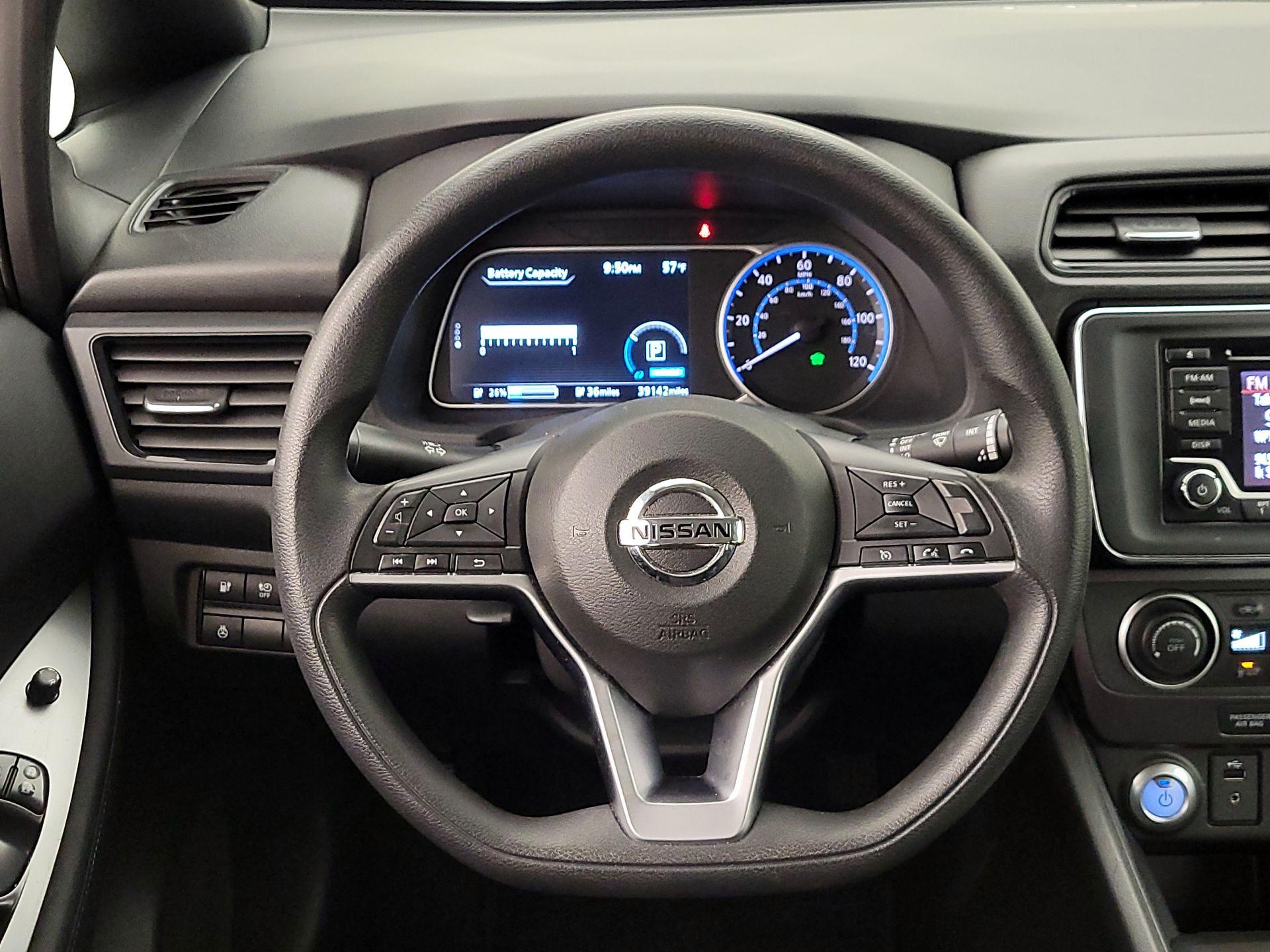 Thumbnail: 2019 Nissan Leaf - 10