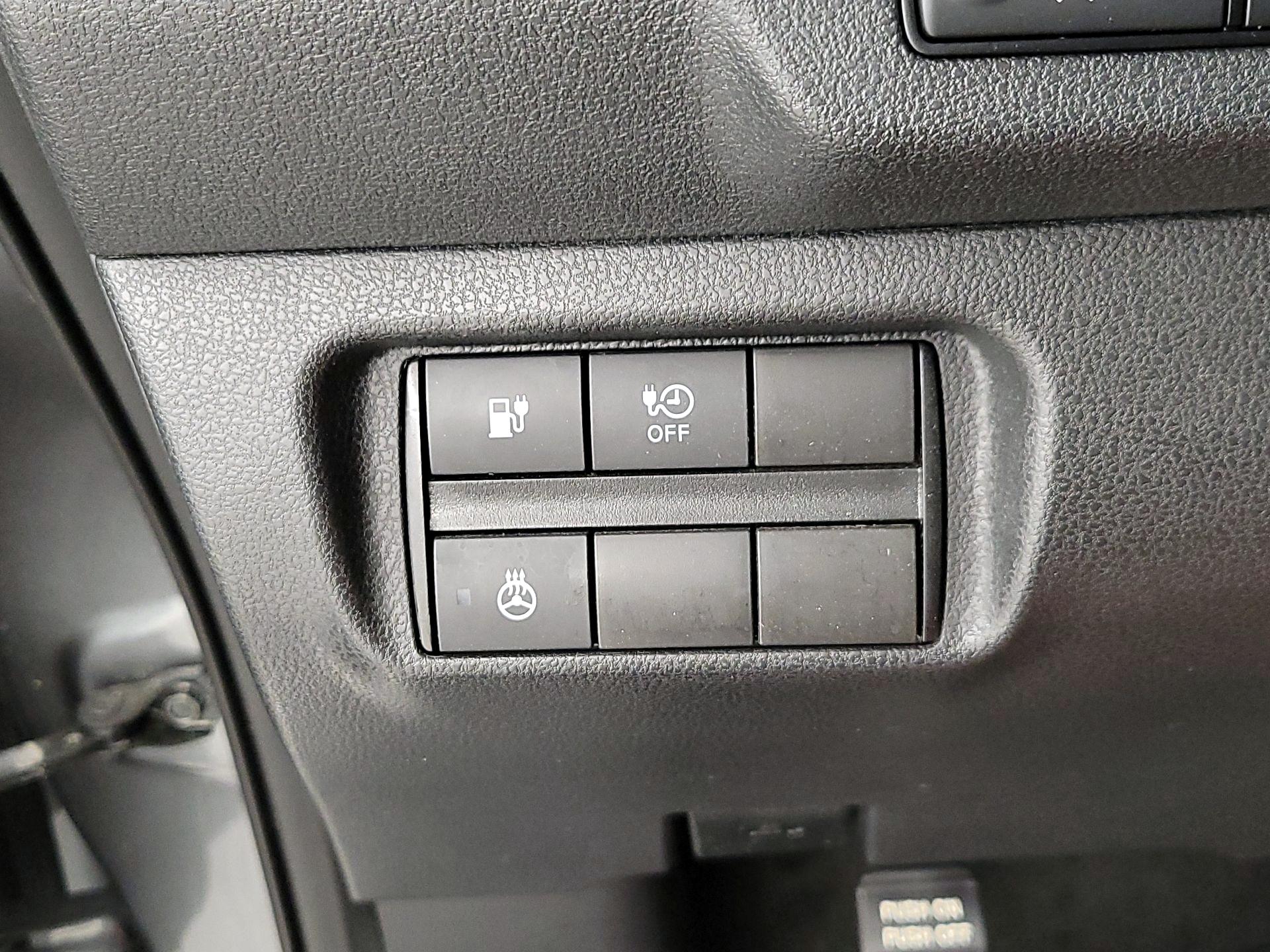 Thumbnail: 2019 Nissan Leaf - 13