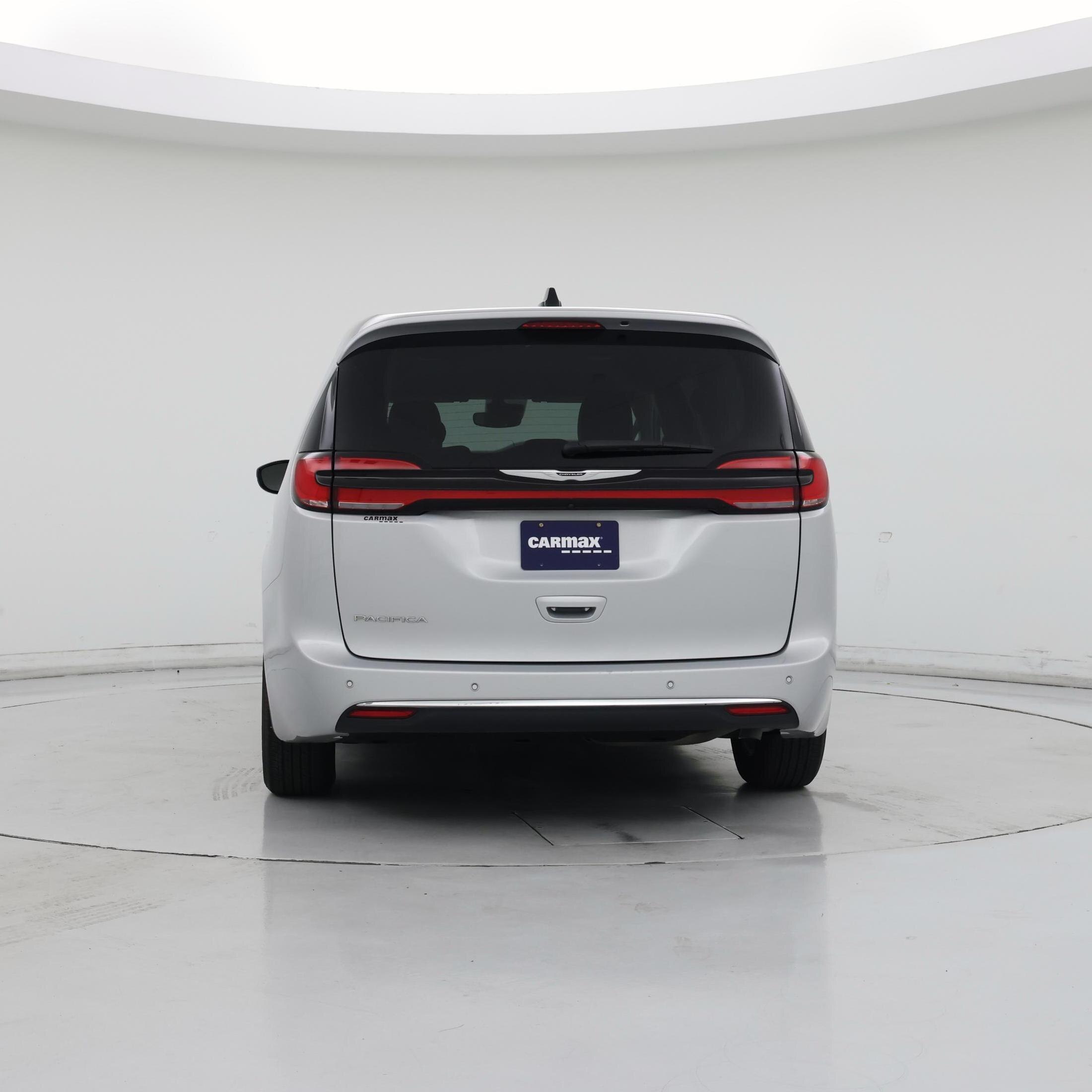 Thumbnail: 2024 Chrysler Pacifica - 6