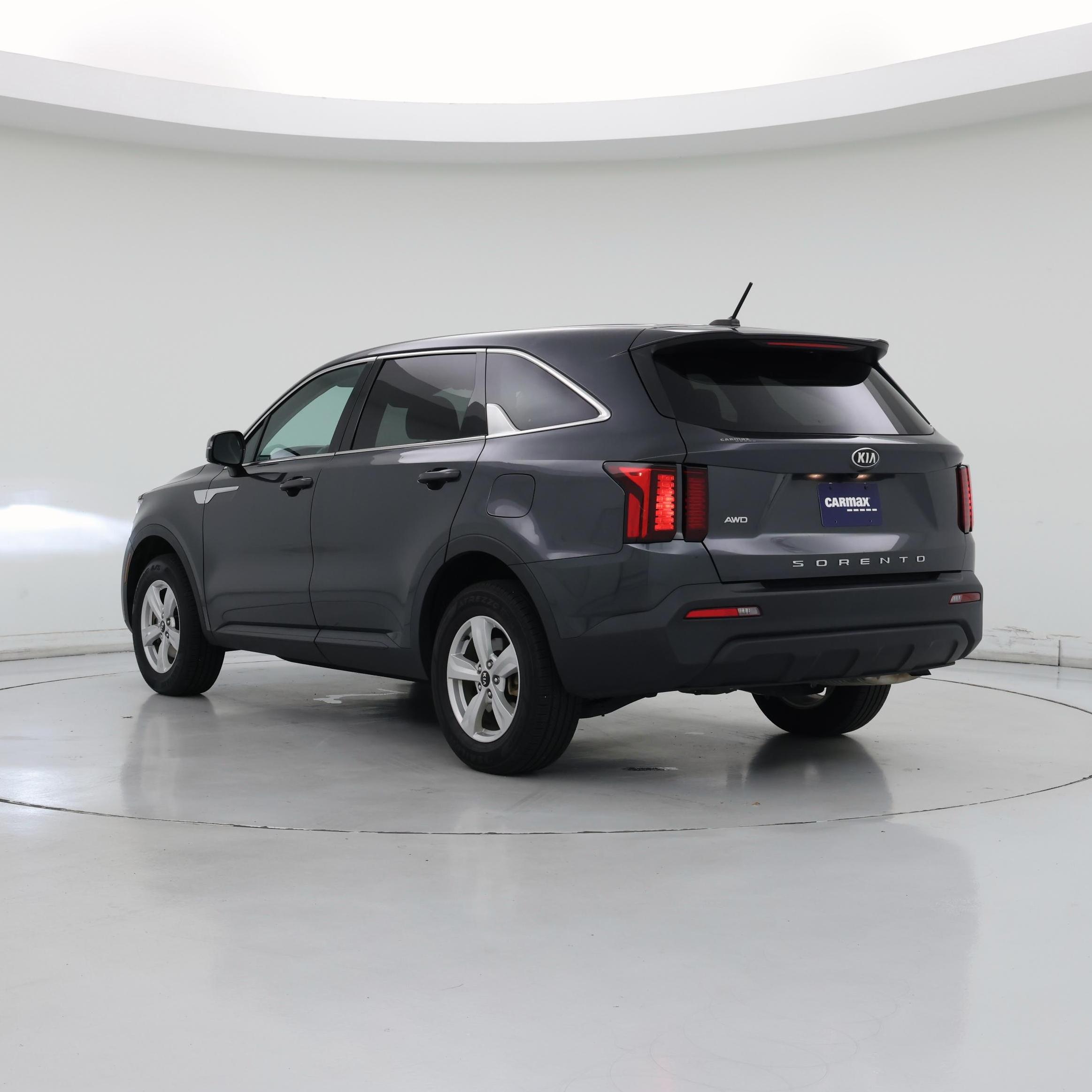 Thumbnail: 2021 Kia Sorento - 2