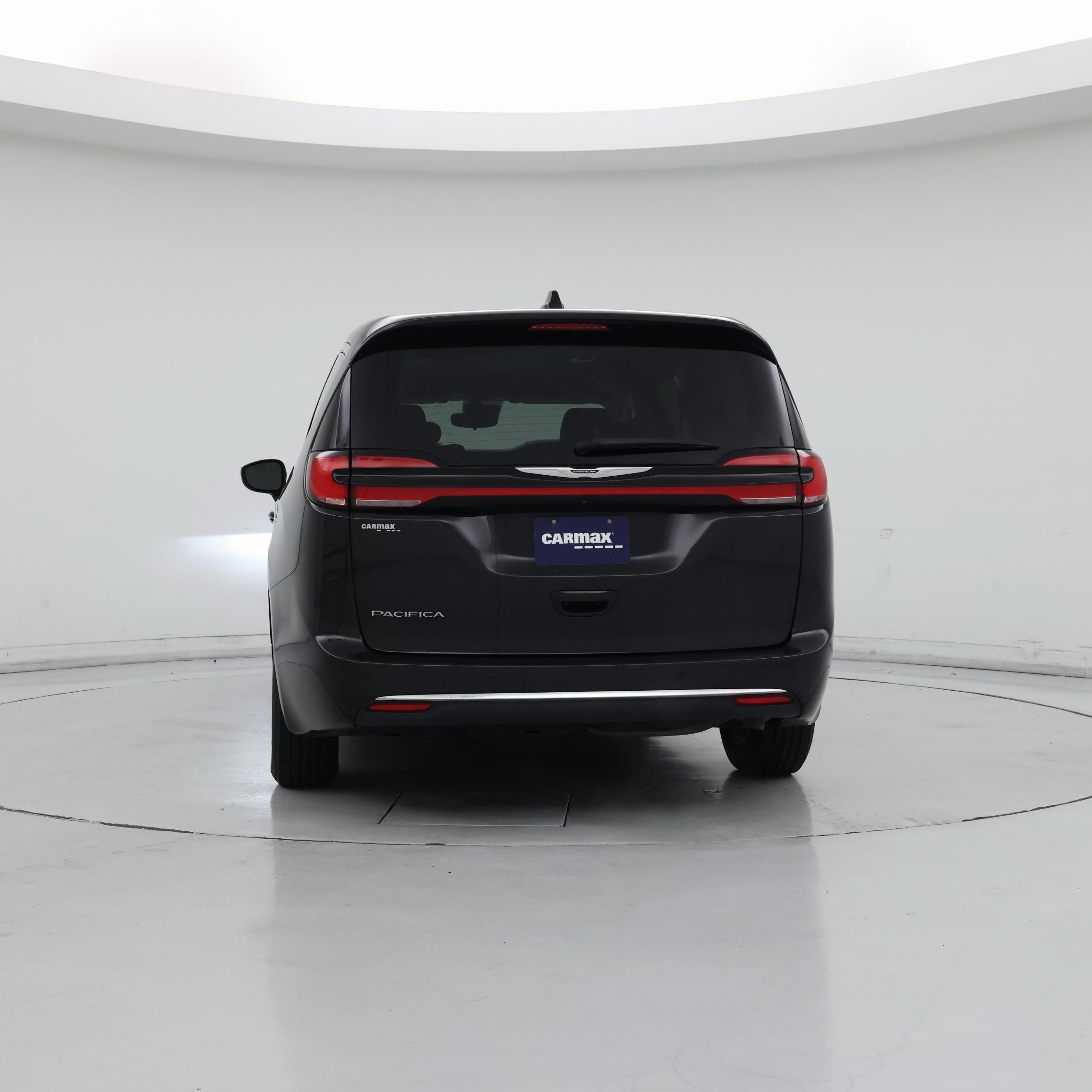Thumbnail: 2023 Chrysler Pacifica - 6