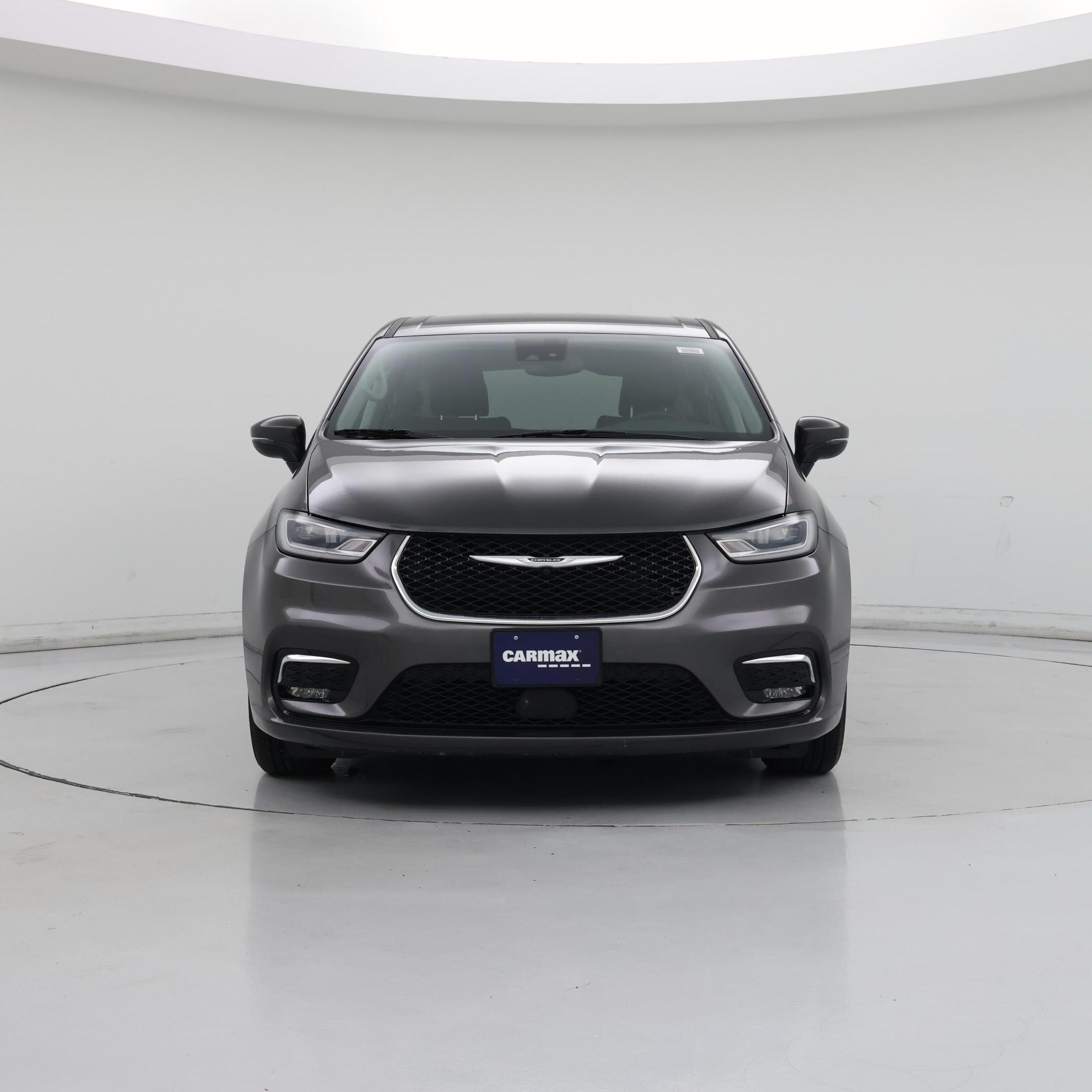 Thumbnail: 2023 Chrysler Pacifica - 5