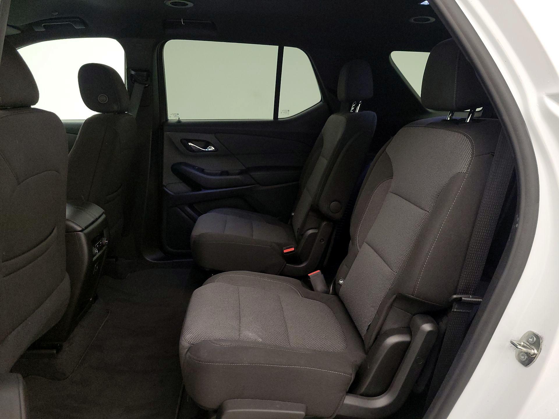 Thumbnail: 2023 Chevrolet Traverse - 19