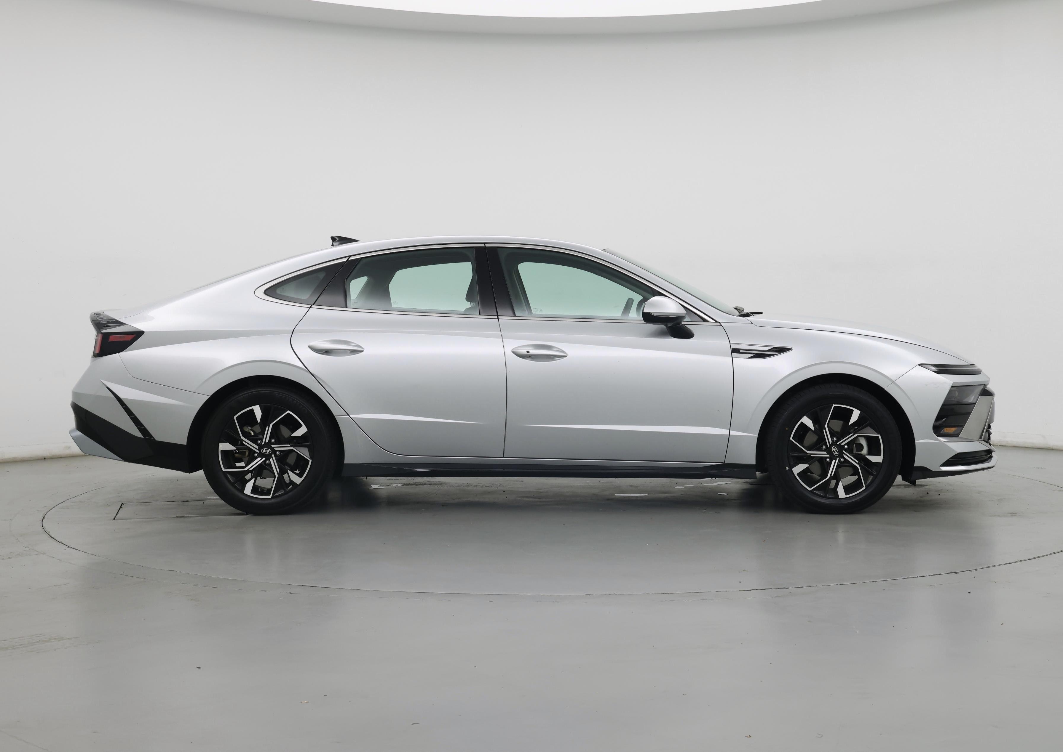 Thumbnail: 2025 Hyundai Sonata - 7