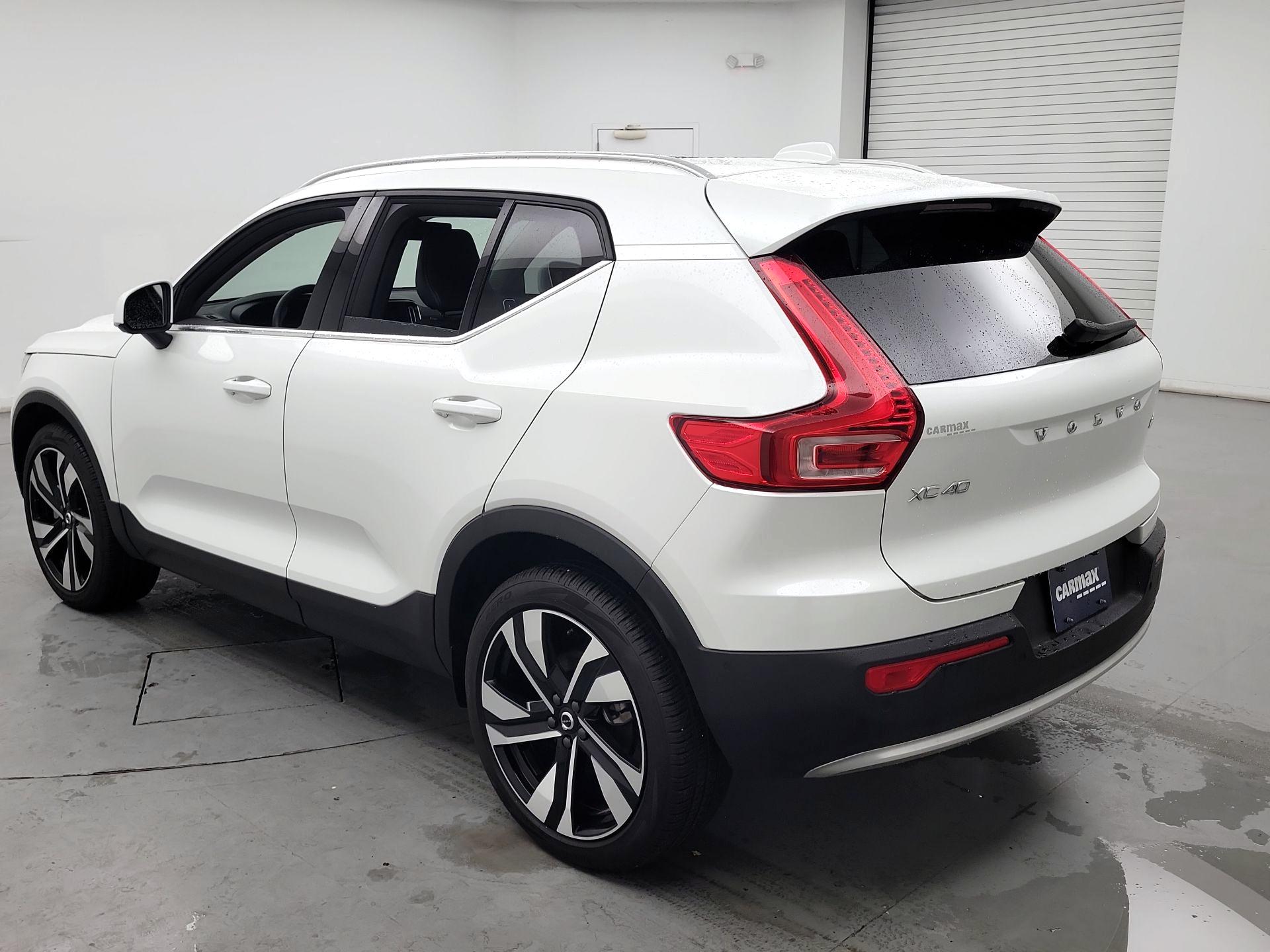Thumbnail: 2024 Volvo XC40 - 7