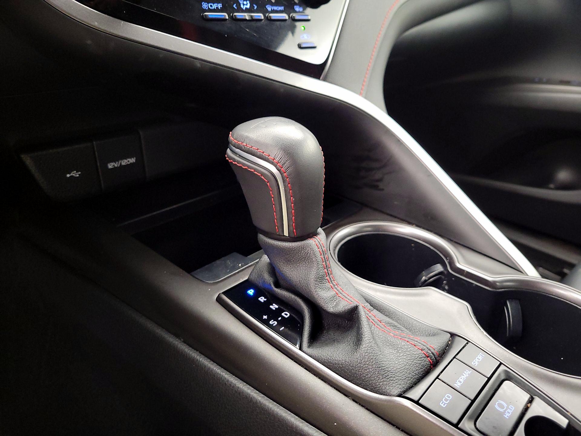 Thumbnail: 2024 Toyota Camry - 17