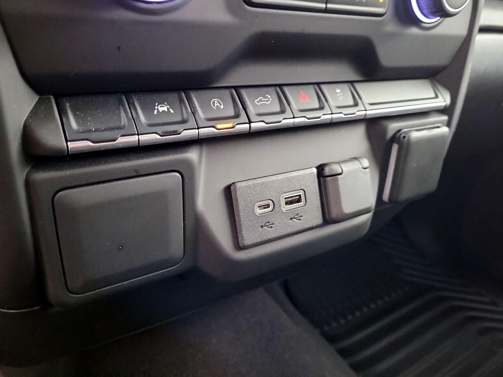 2023 Chevrolet Silverado 1500 Custom - Photo 19