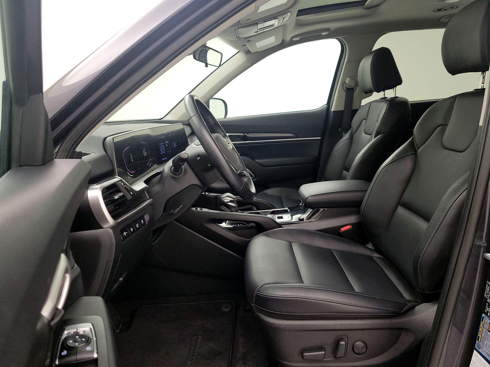 Thumbnail: 2025 Kia Telluride - 11