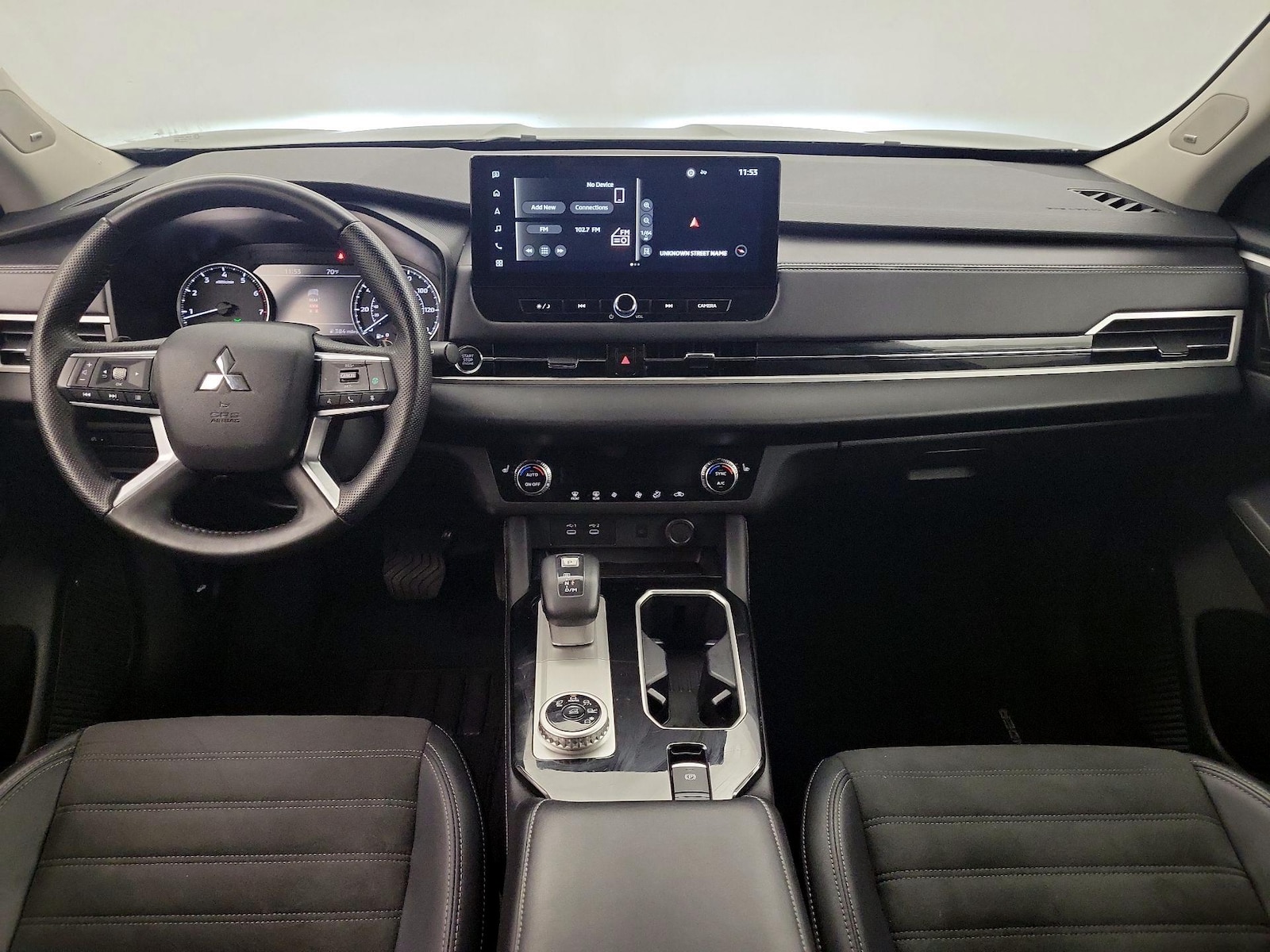 2025 Mitsubishi Outlander SE - Photo 10