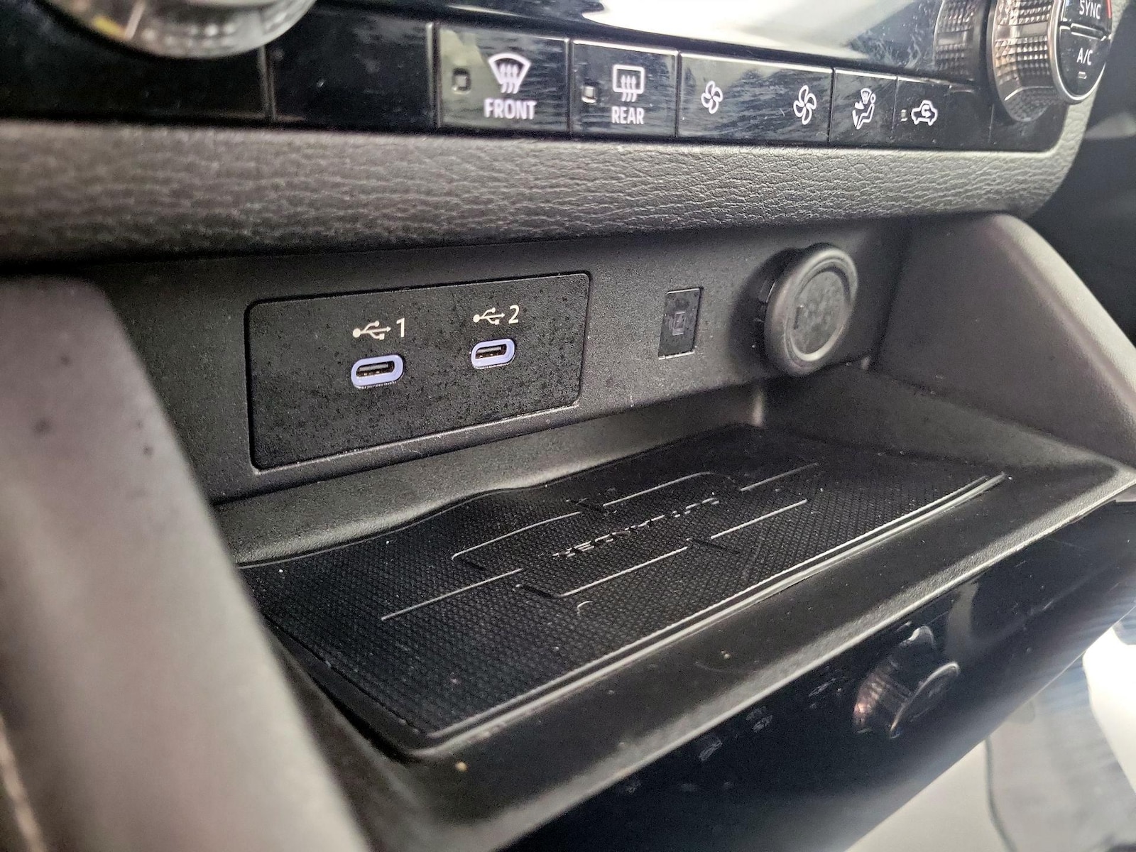 2025 Mitsubishi Outlander SE - Photo 20