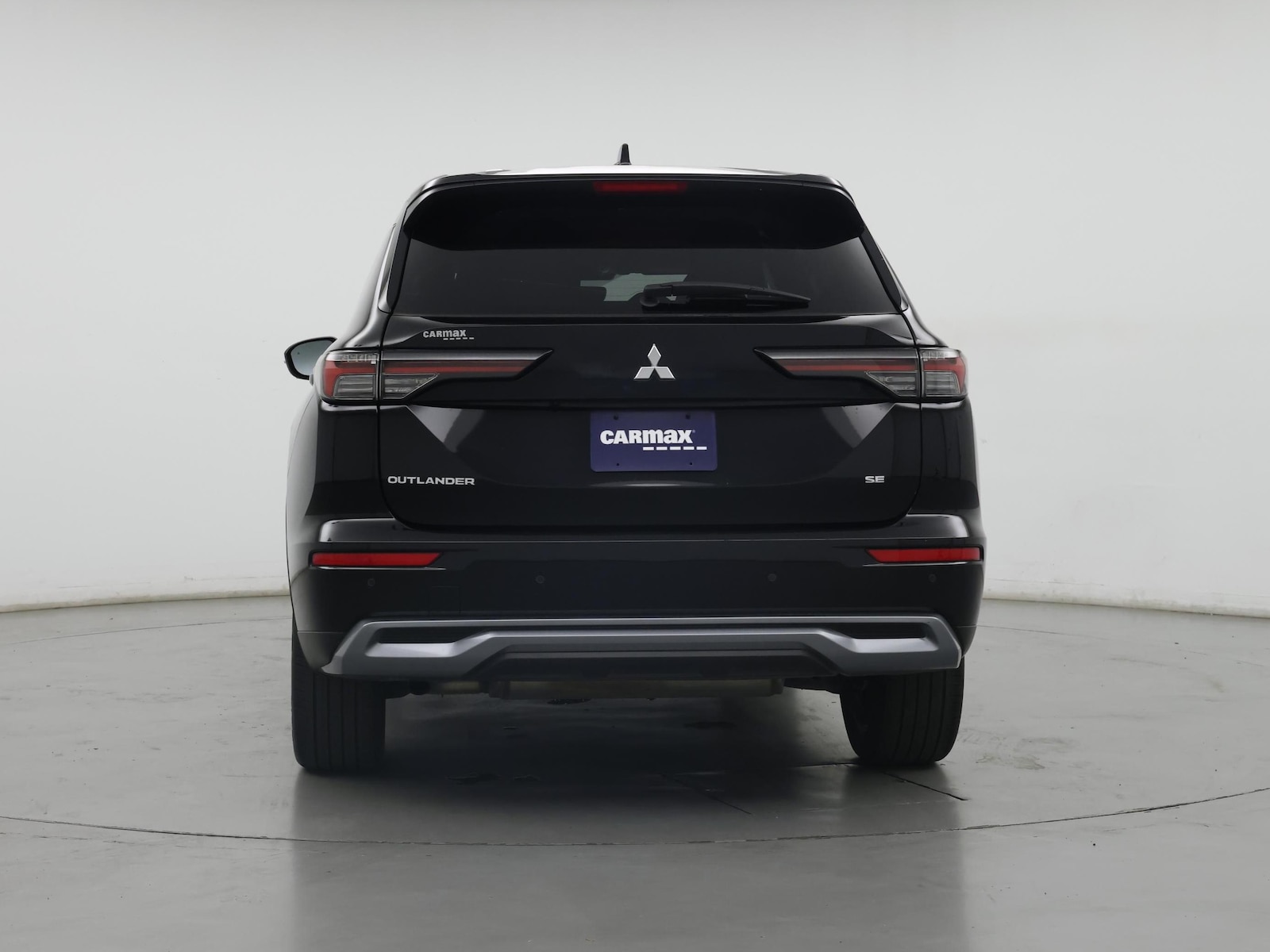 2025 Mitsubishi Outlander SE - Photo 7