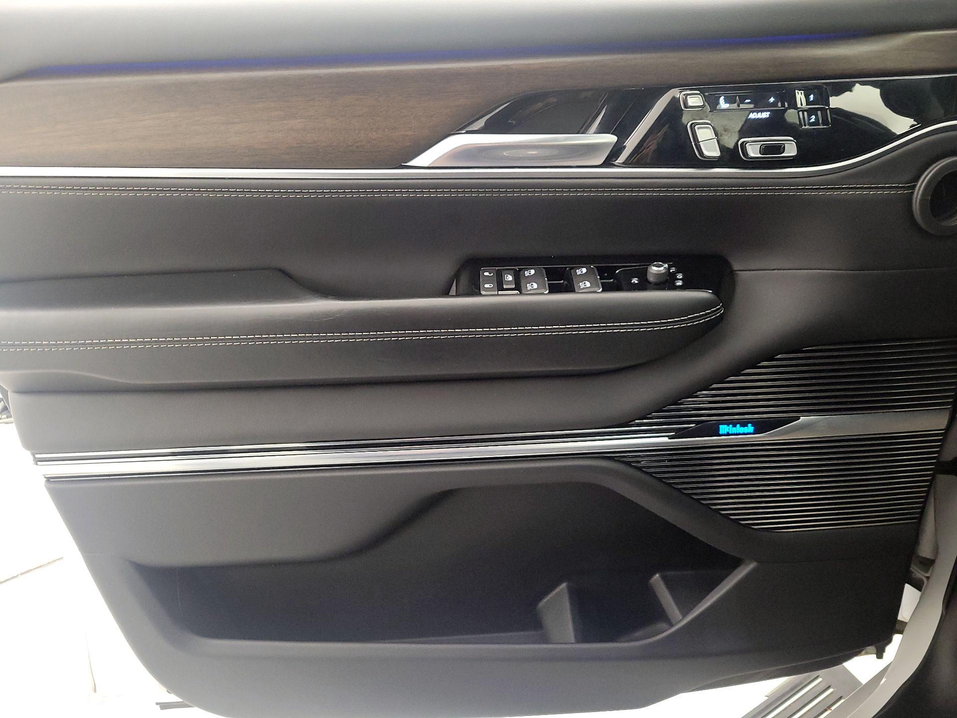 Thumbnail: 2023 Jeep Grand Wagoneer - 12