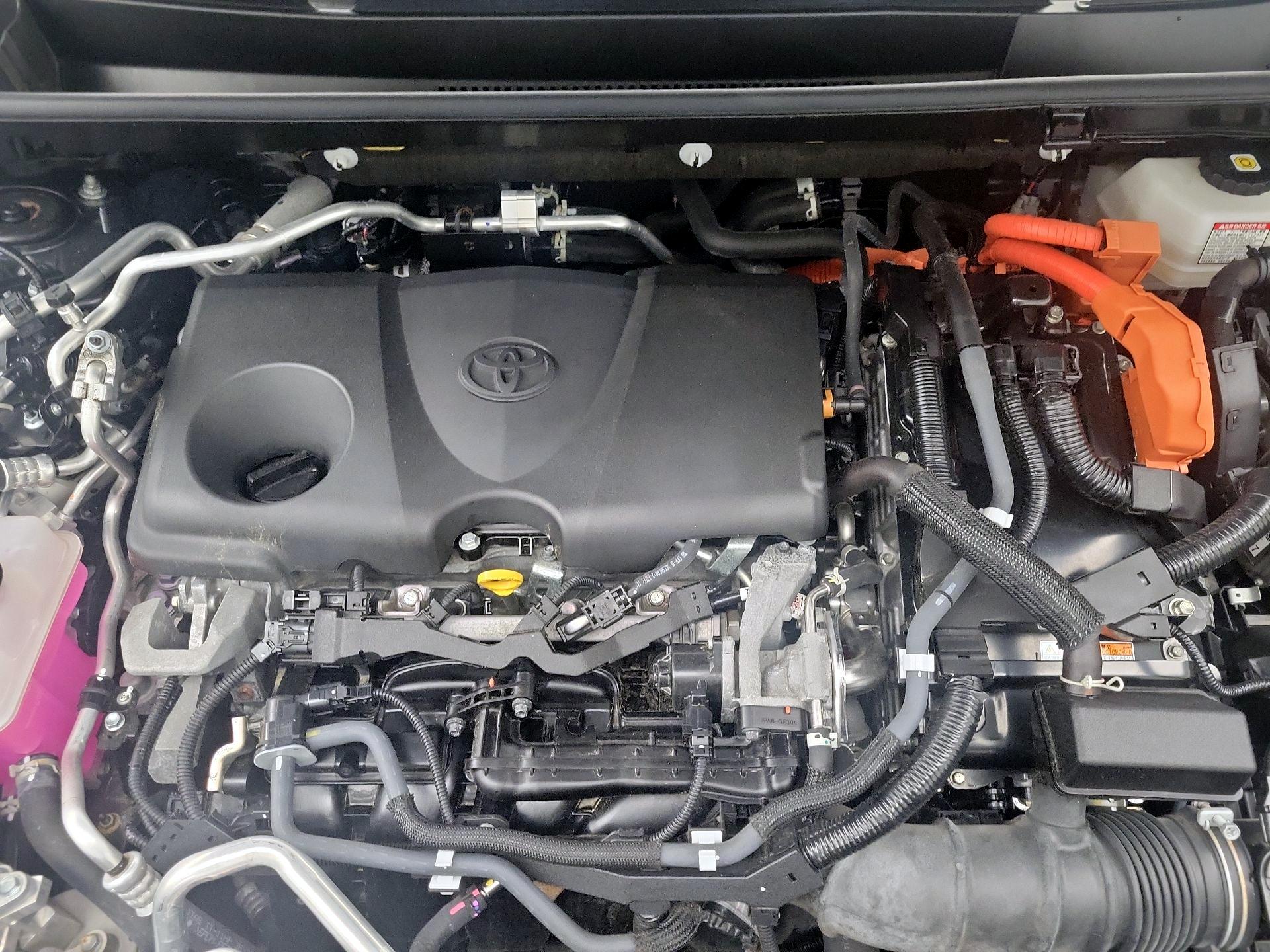 Thumbnail: 2021 Toyota RAV4 - 20