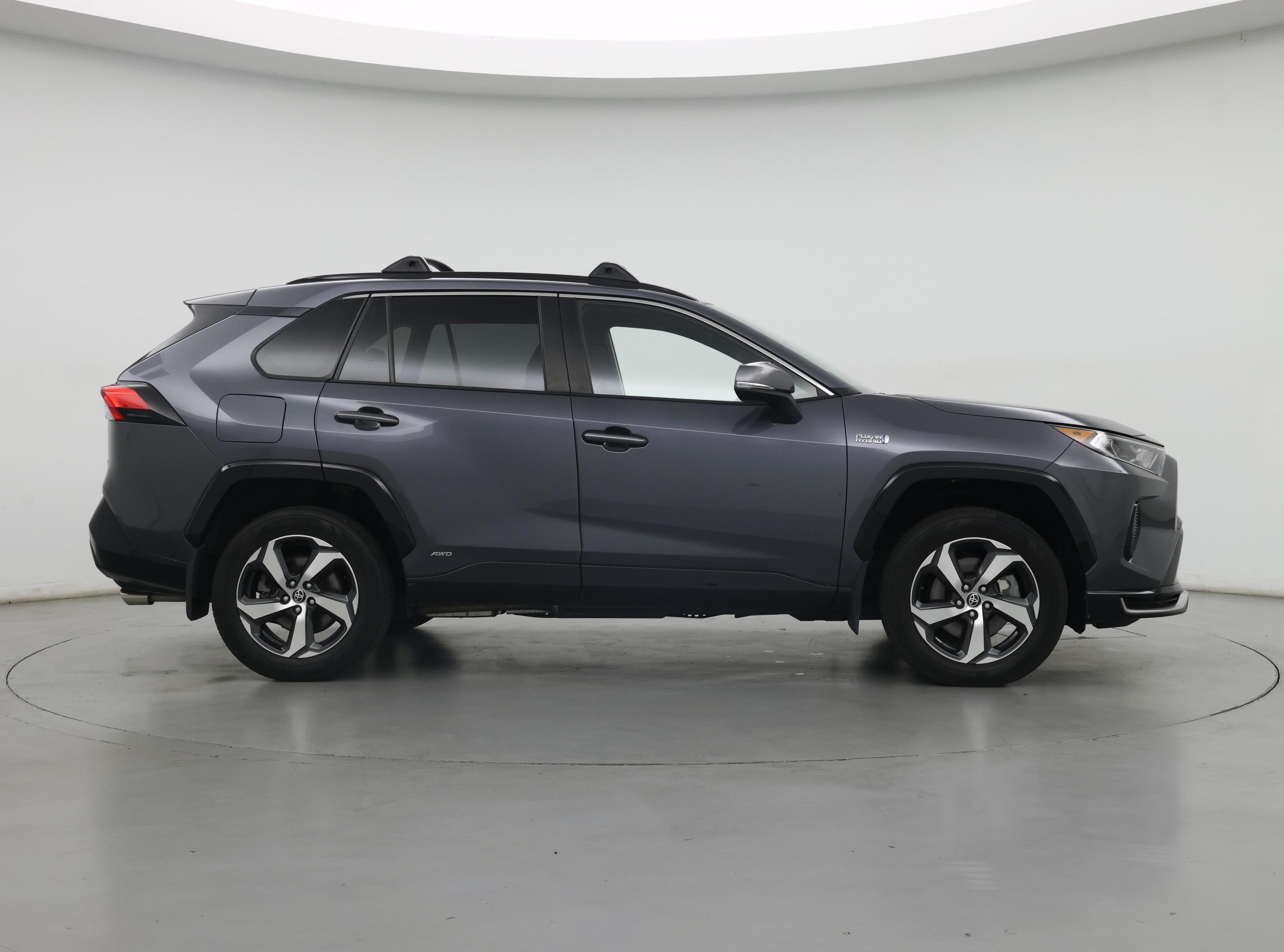 Thumbnail: 2021 Toyota RAV4 - 7