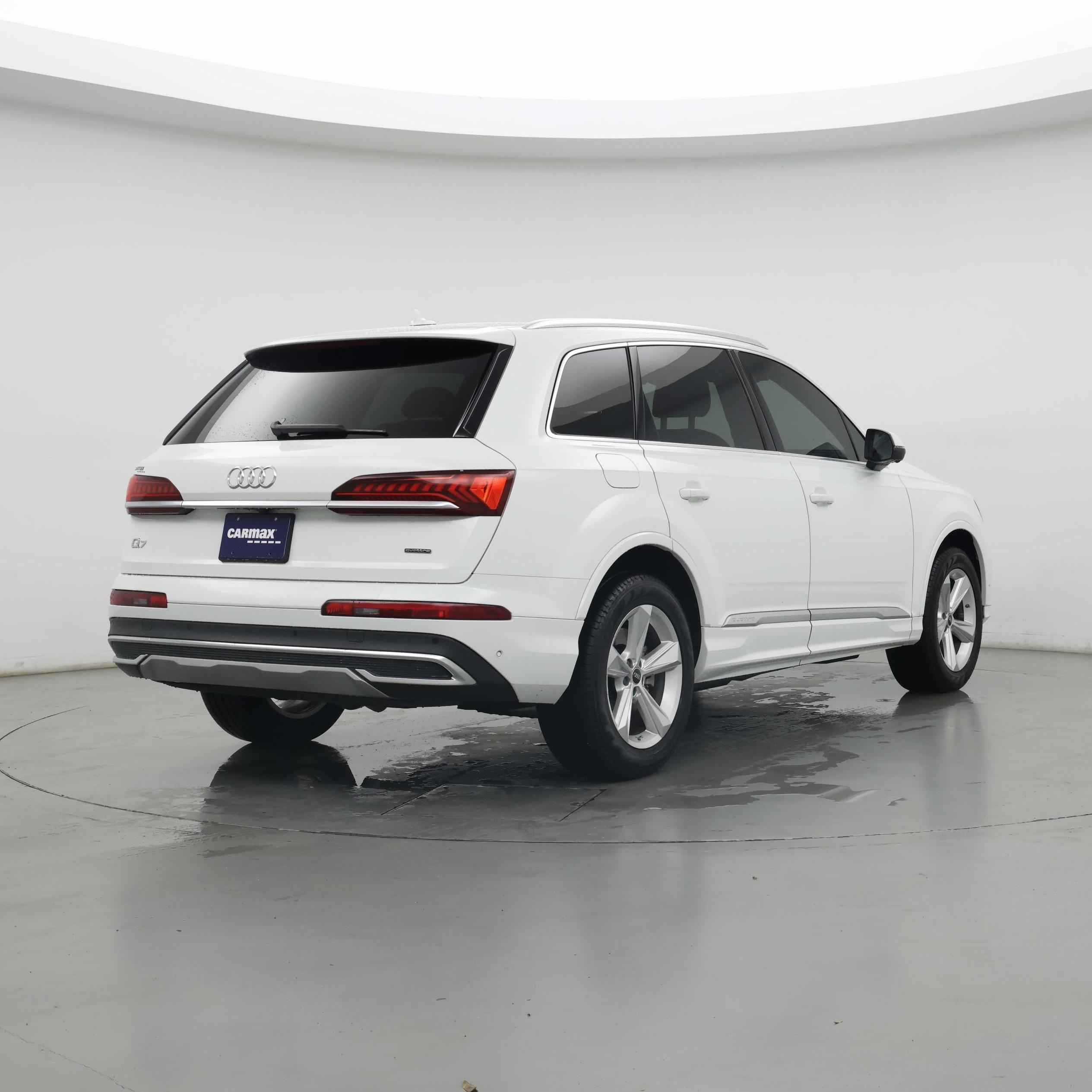 Thumbnail: 2022 Audi Q7 - 8