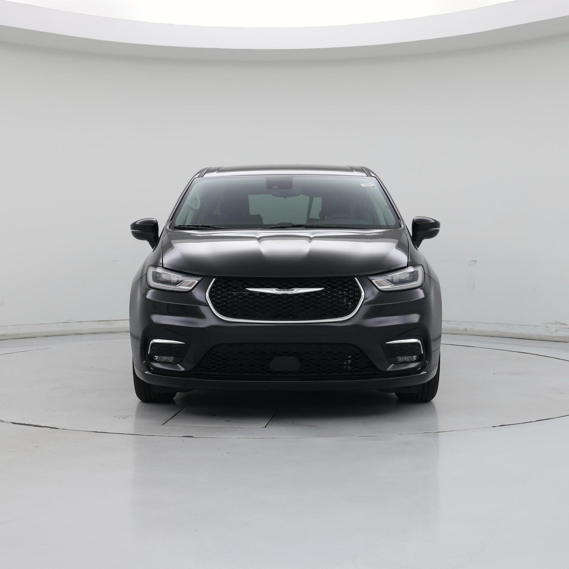 Thumbnail: 2023 Chrysler Pacifica - 5