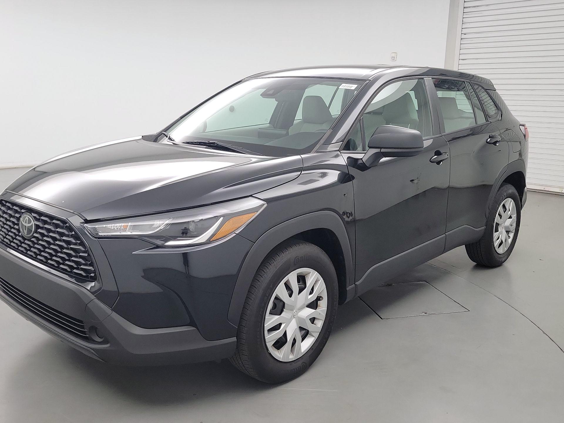 Thumbnail: 2022 Toyota Corolla Cross - 3