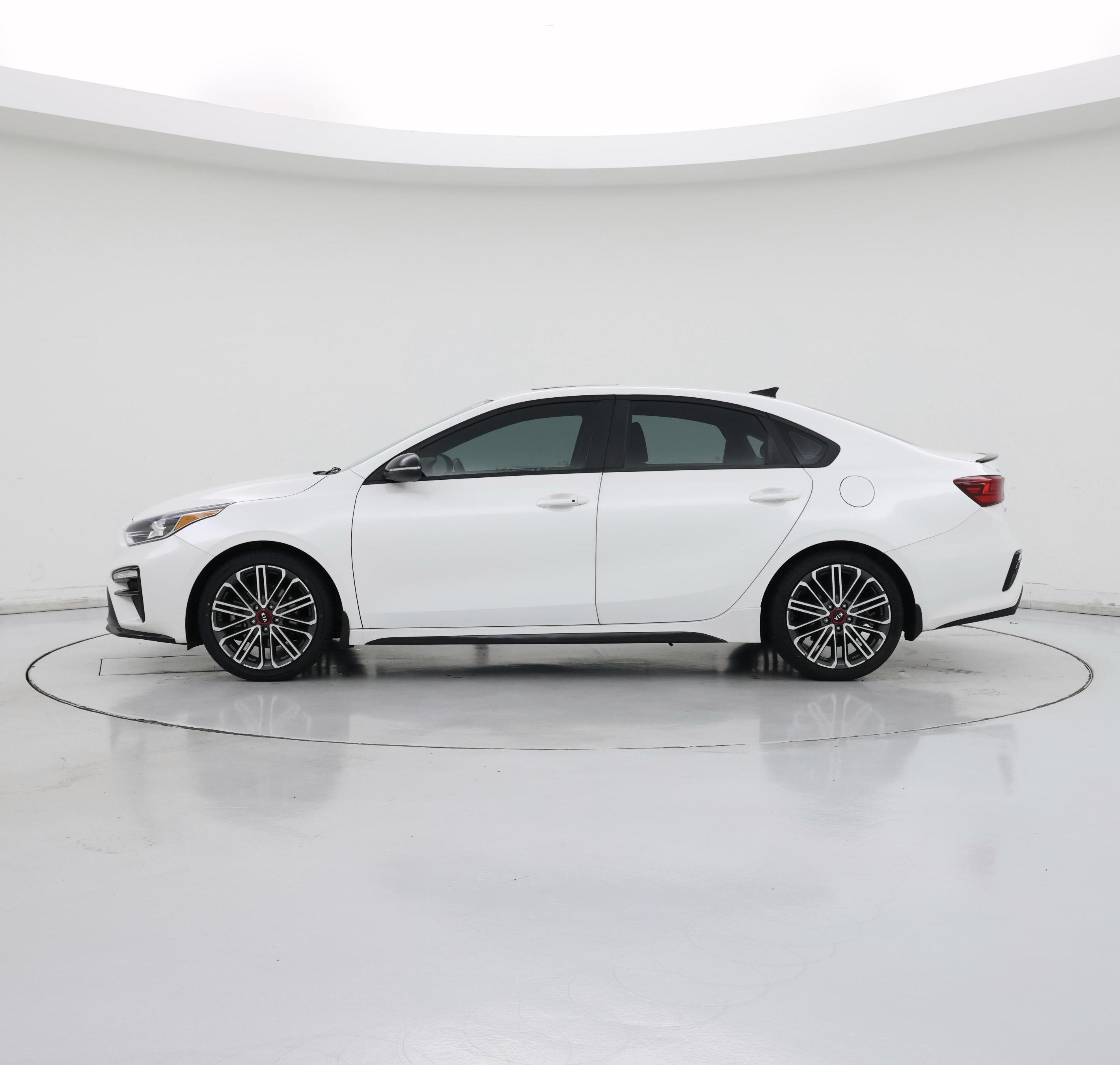 Thumbnail: 2020 Kia Forte - 3