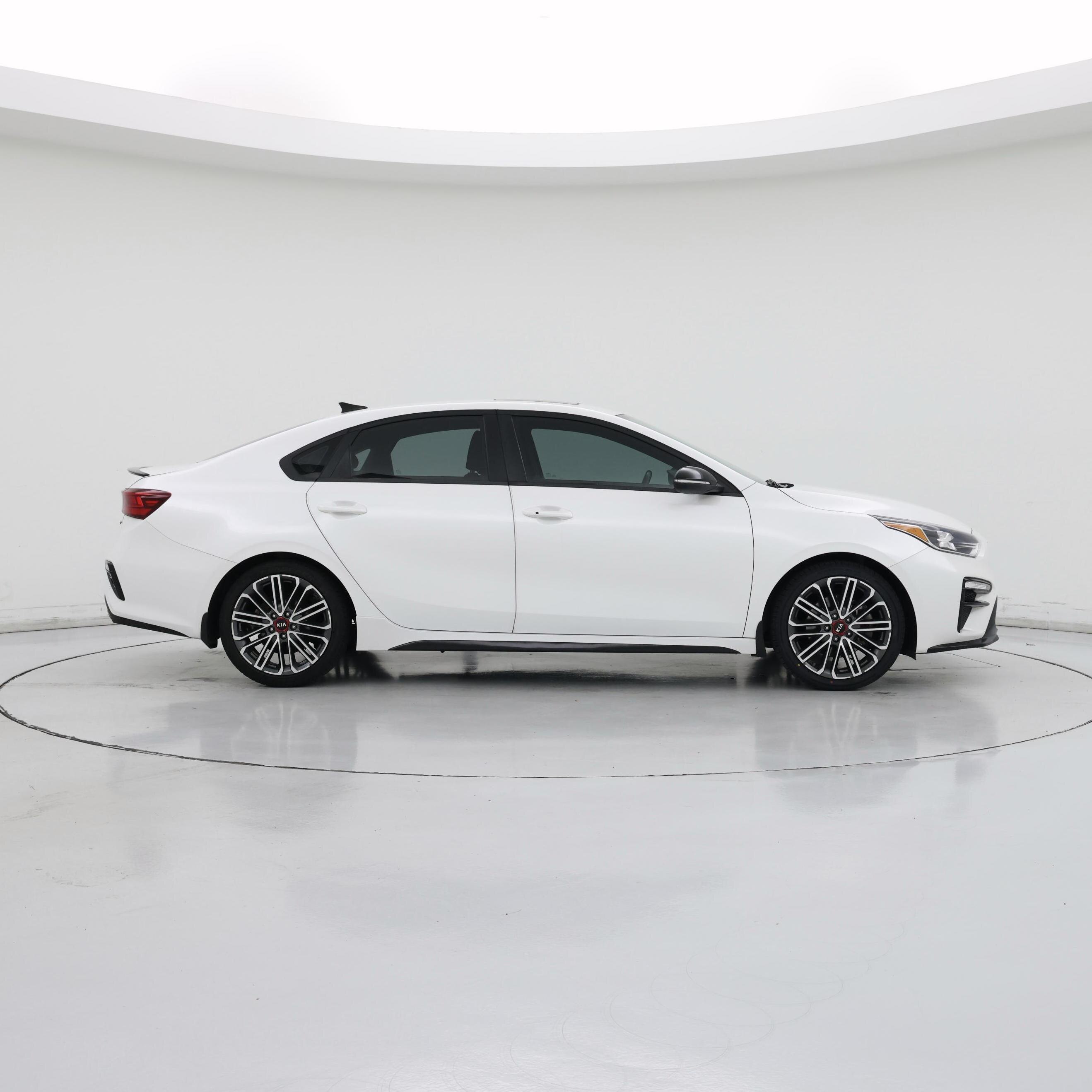 Thumbnail: 2020 Kia Forte - 7