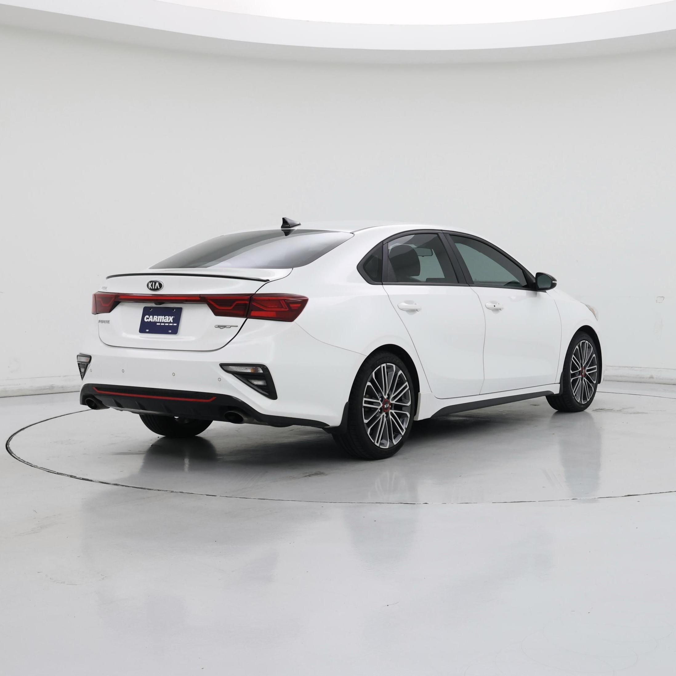 Thumbnail: 2020 Kia Forte - 8