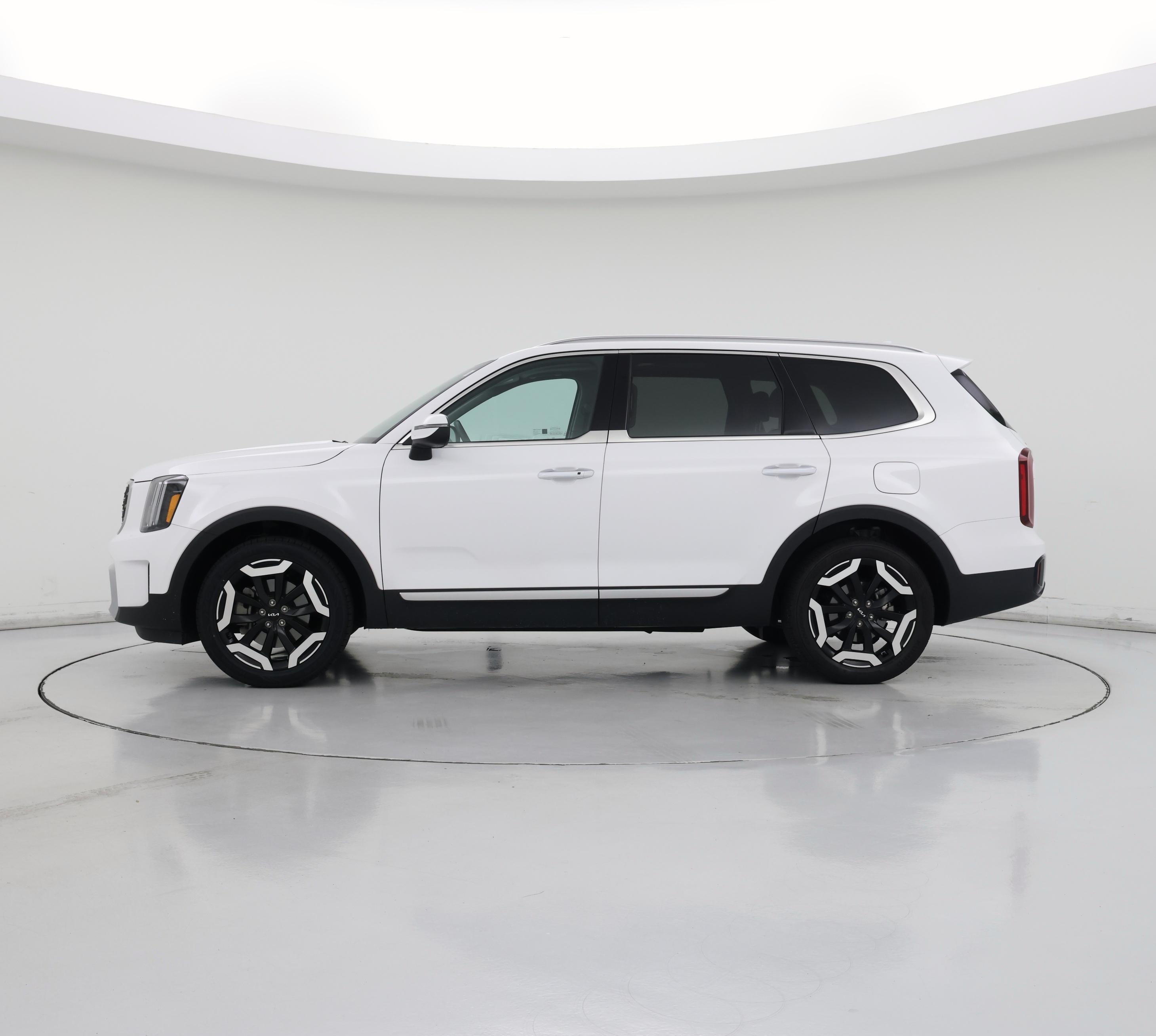 Thumbnail: 2024 Kia Telluride - 3