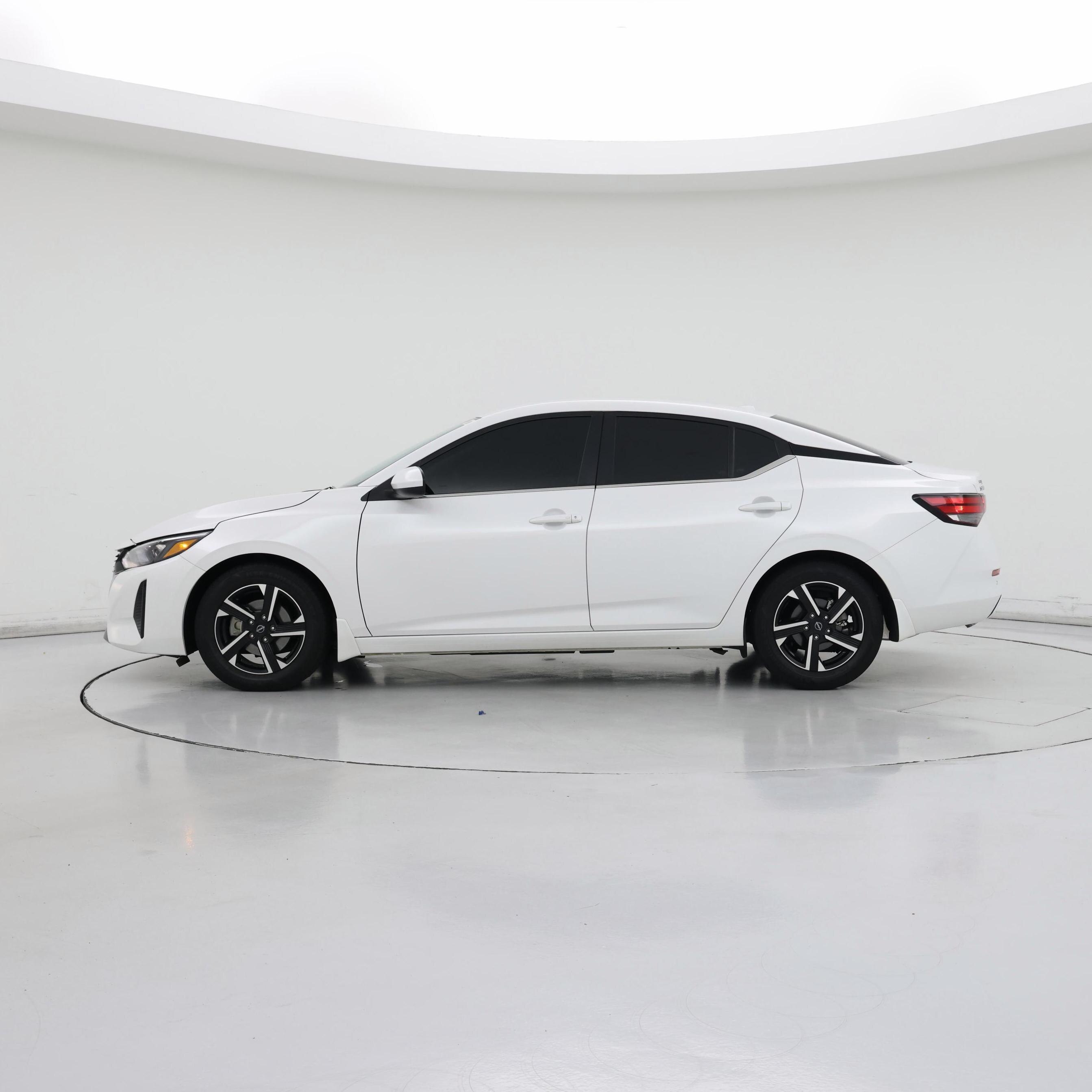 Thumbnail: 2024 Nissan Sentra - 3