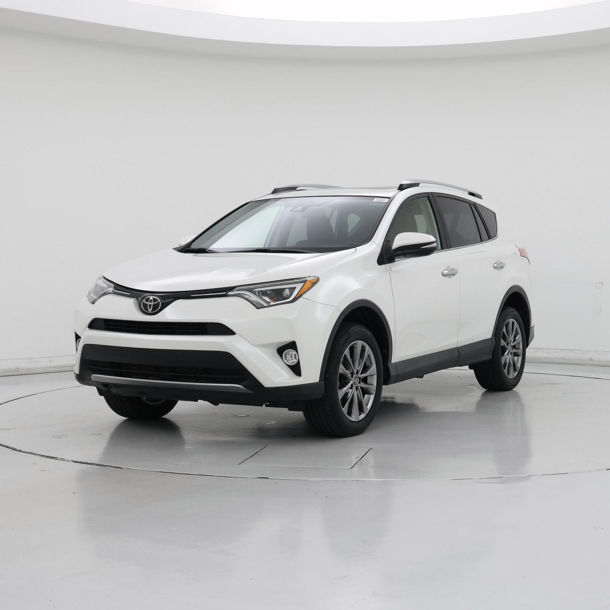 Thumbnail: 2018 Toyota RAV4 - 4